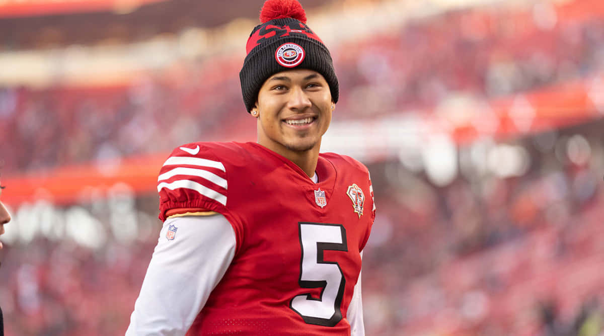 Trey Lance, 49ers uniform, red jersey, SD Desktop Wallpaper