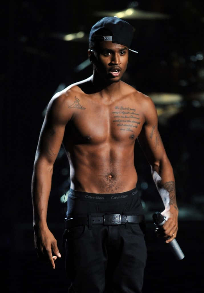 Trey Songz, microphone, dramatic stage lights, SD Phone Wallpaper
