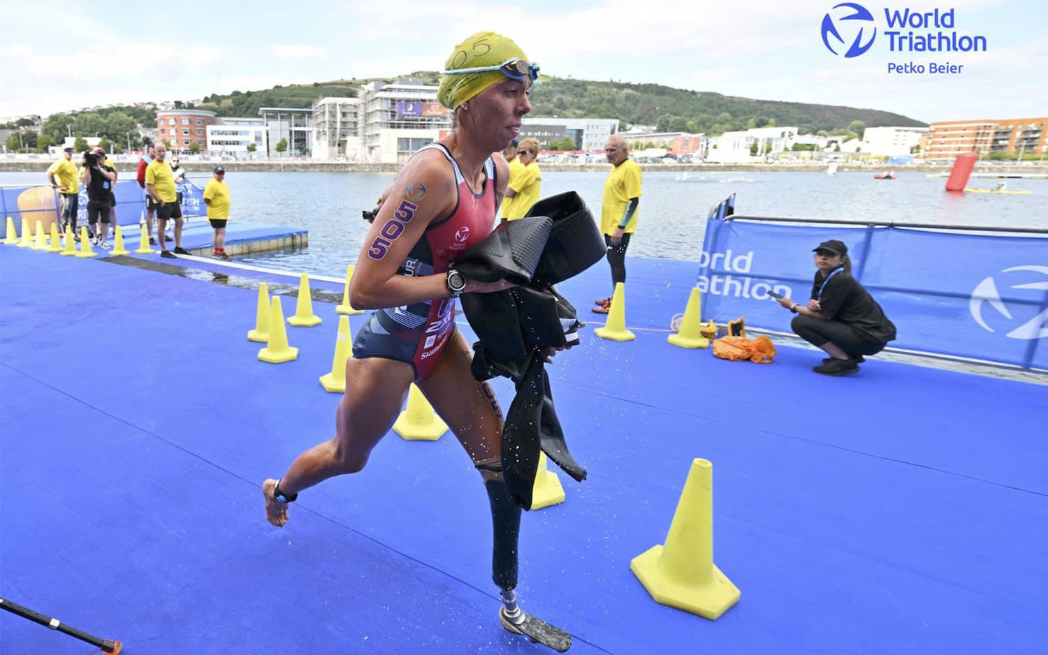 Paralympic Triathlon Athlete, female triathlete, prosthetic leg, HD Desktop Wallpaper