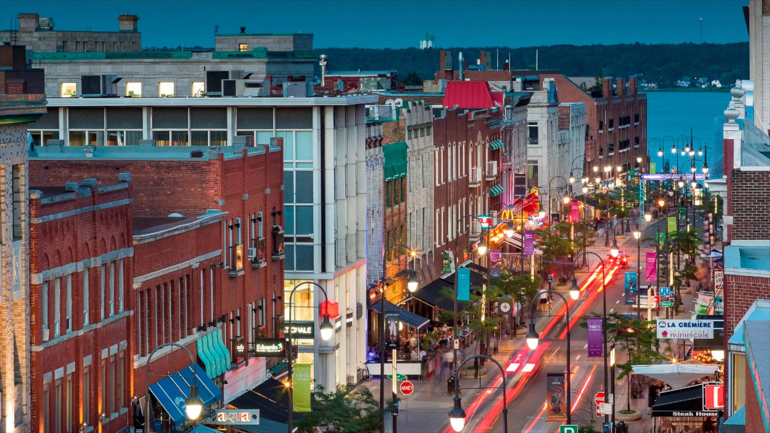 Trois Rivieres, downtown, night scene, 2K Desktop Wallpaper