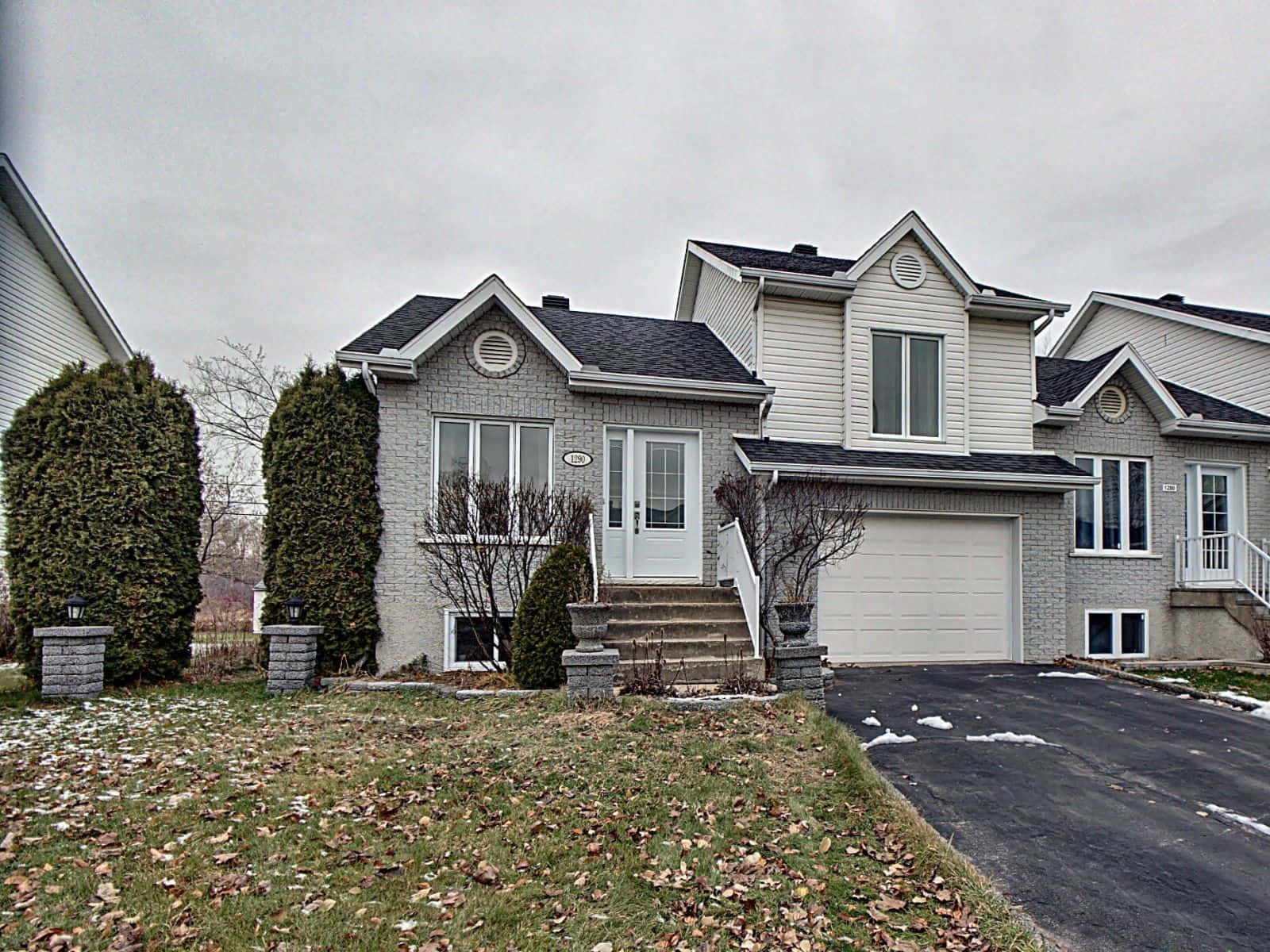Trois Rivieres, suburban home, gray brick house, HD Desktop Wallpaper