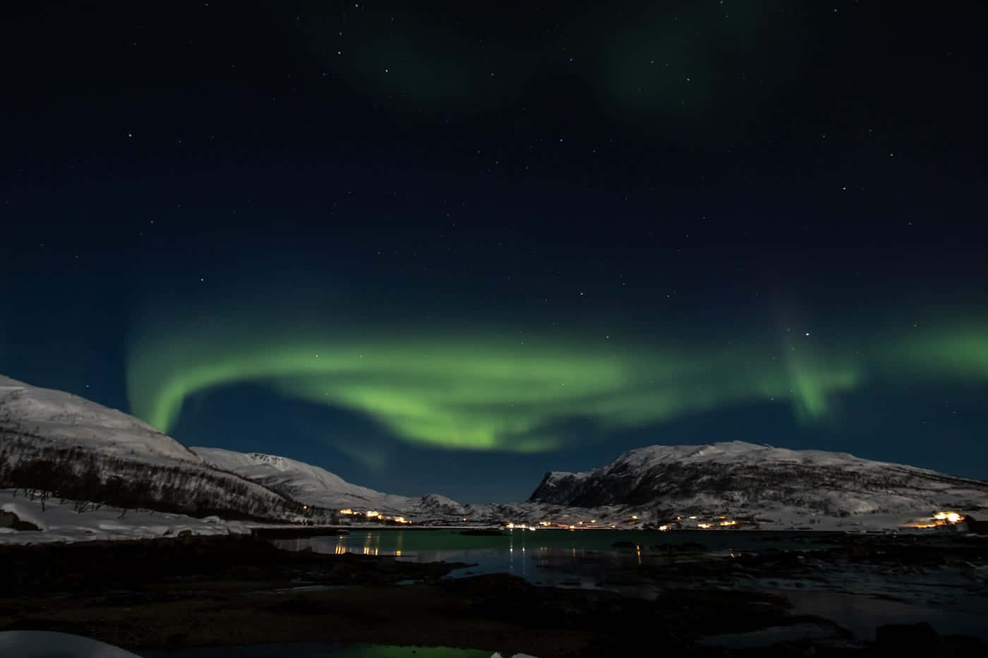 Tromsø, aurora borealis, snow-covered mountains, HD Desktop Wallpaper