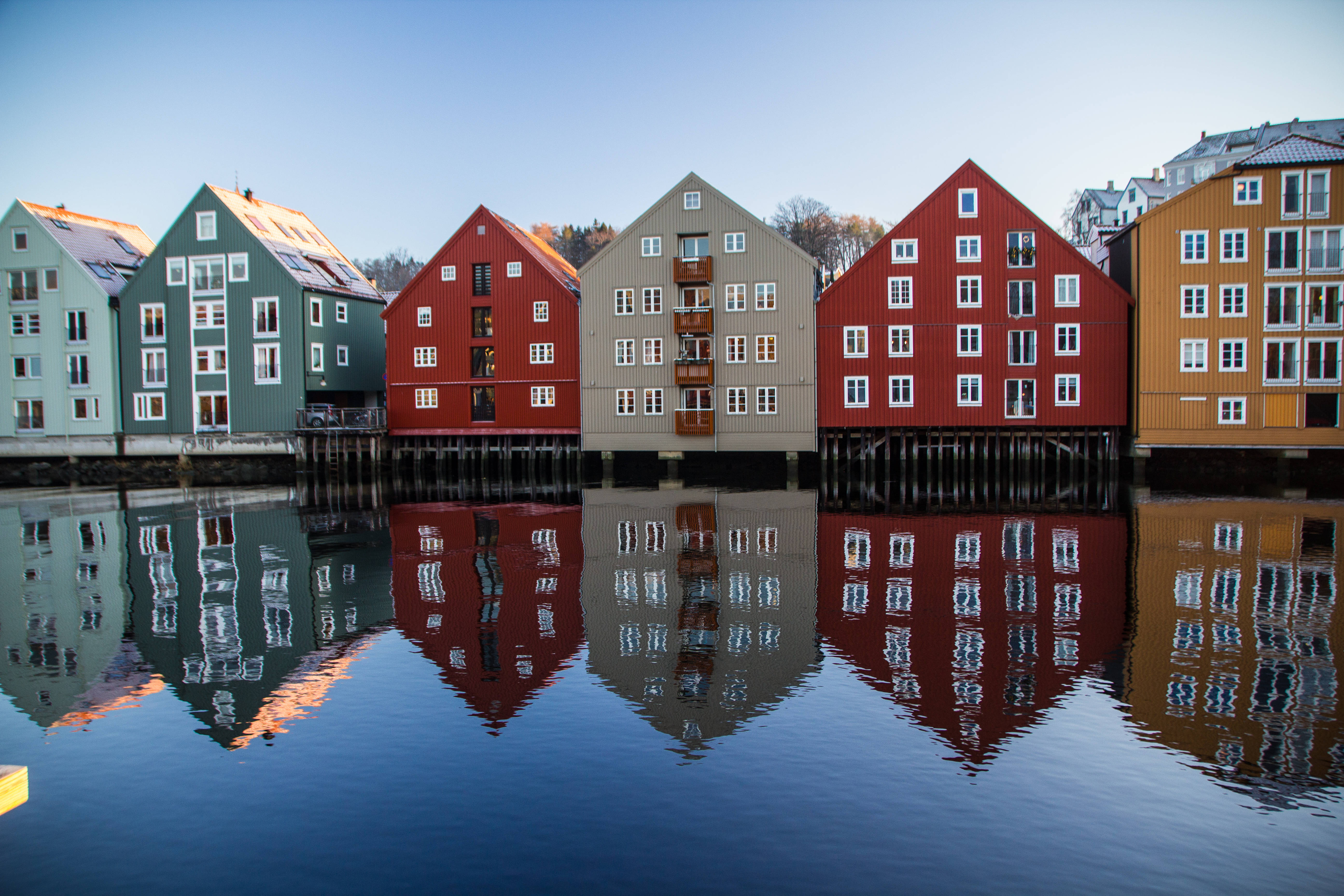 Trondheim, colorful wooden houses, white windows, 5K Desktop Wallpaper
