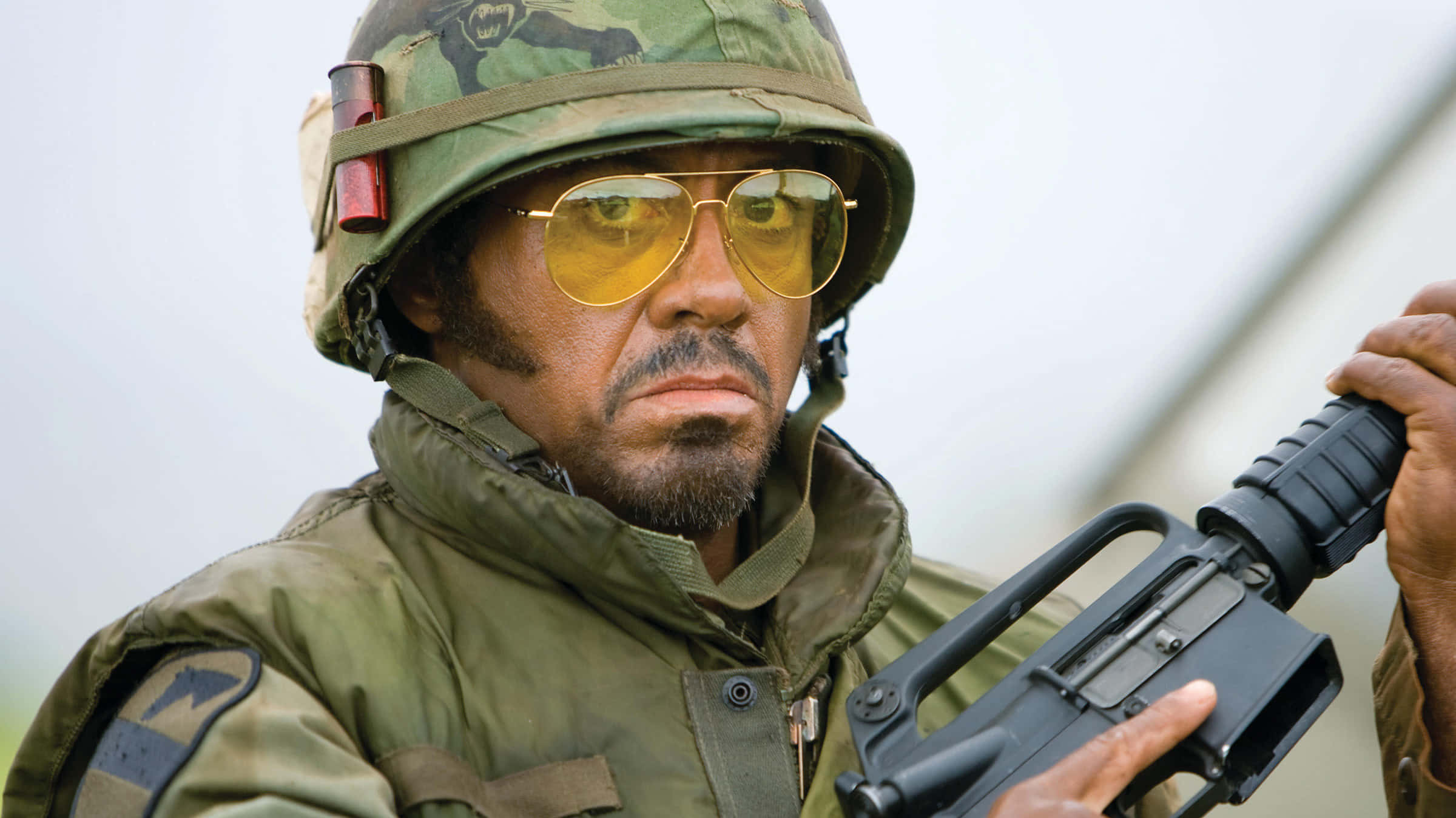 Tropic Thunder, camouflage gear, yellow-tinted aviator sunglasses, Full HD Desktop Wallpaper