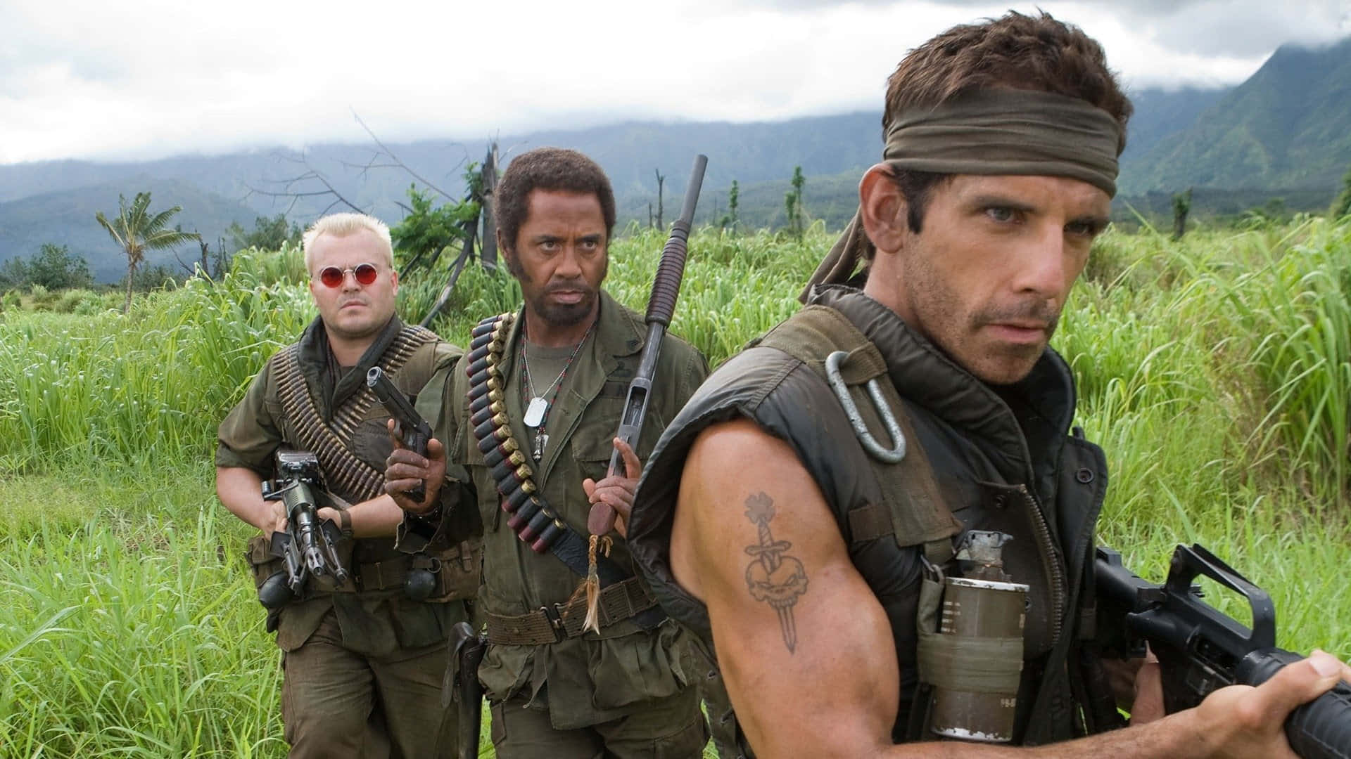 Tropic Thunder, olive gear, lush green field, Full HD Desktop Wallpaper