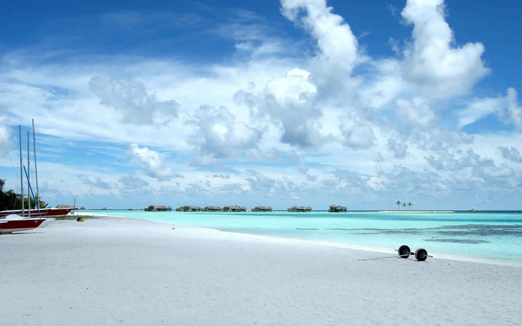 white sandy beach, turquoise water, overwater bungalows, HD Desktop Wallpaper