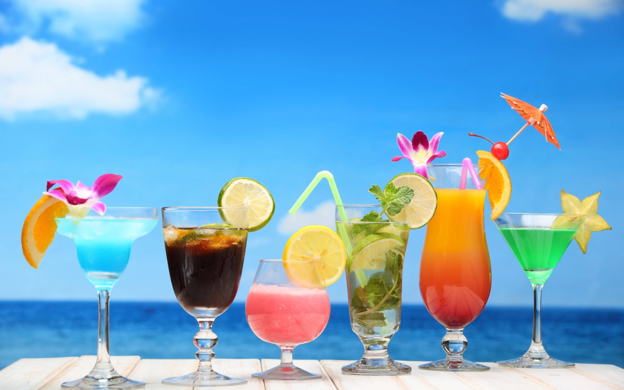 six refreshing cocktails, tropical desktop, fruit garnishes, 2K Desktop Wallpaper