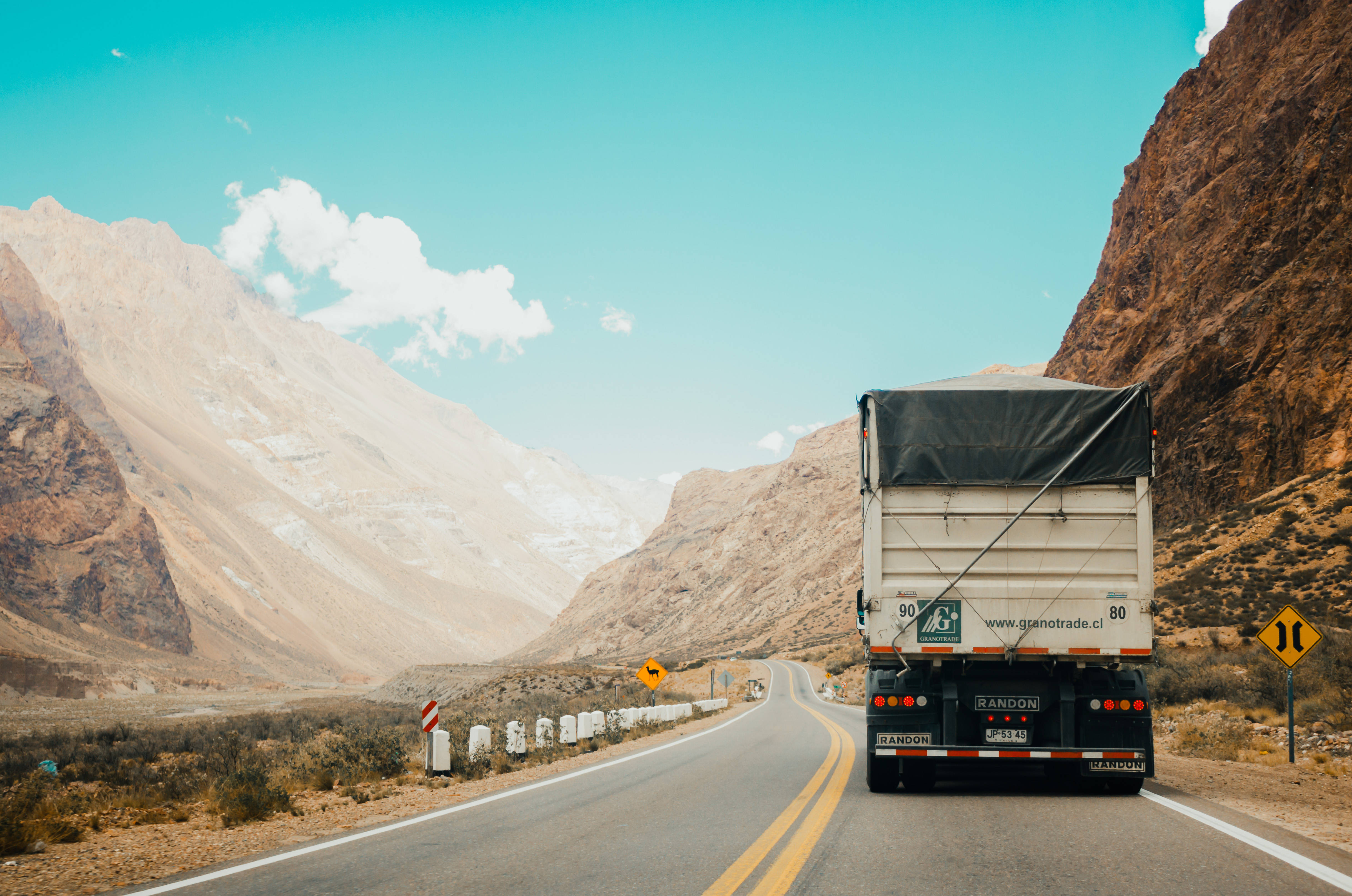 white truck, Argentina mountains, winding desert highway, 4K Desktop Wallpaper