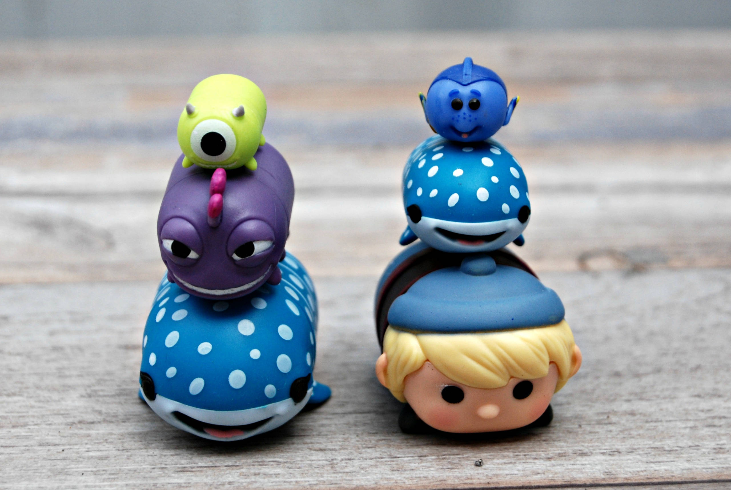 Tsum Tsum, figurines, stacked, 2K Desktop Wallpaper