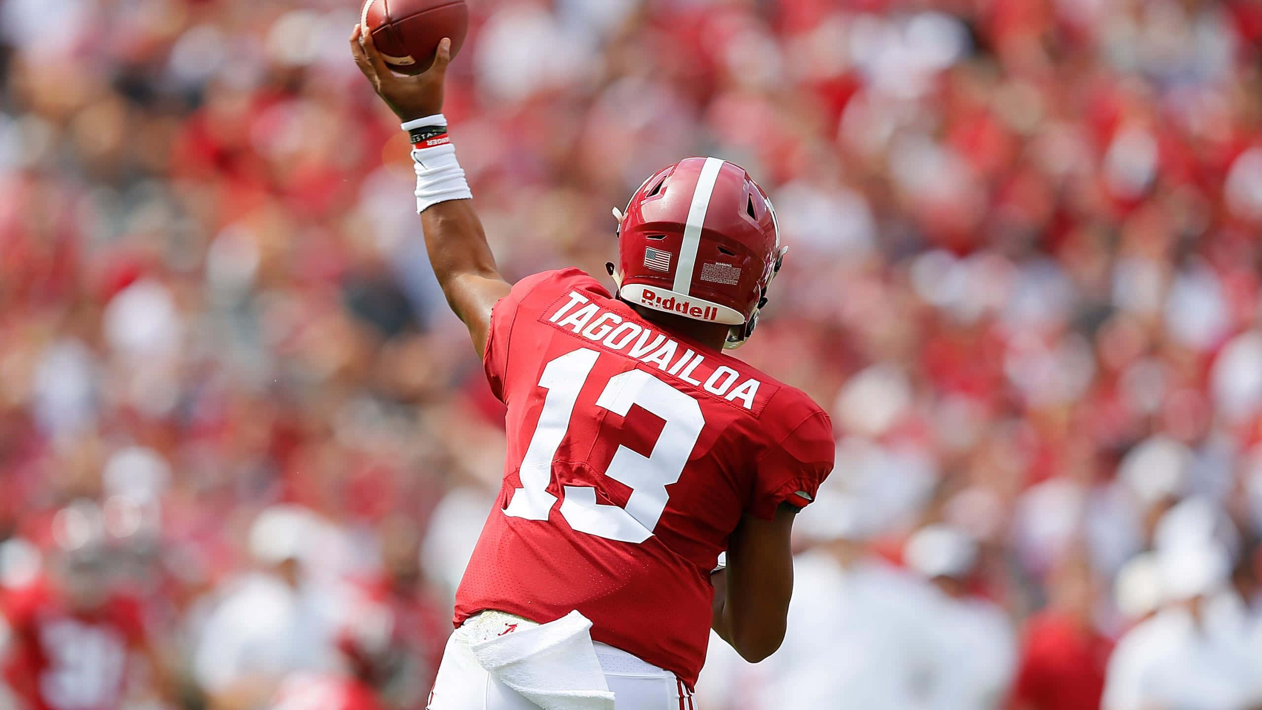Tua Tagovailoa, red jersey, number 13, 2K Desktop Wallpaper