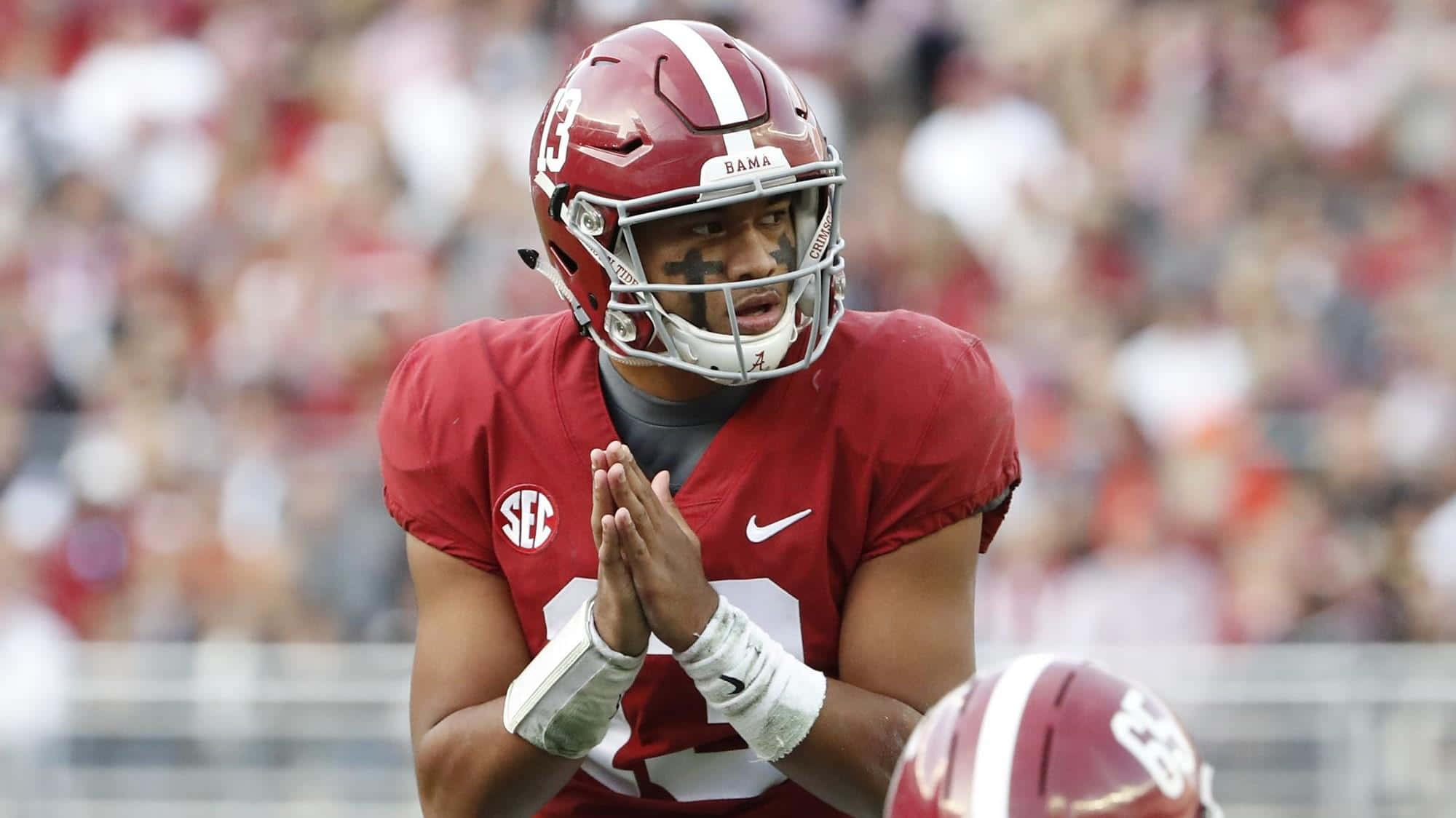 Tua Tagovailoa, Alabama football player, red uniform, Full HD Desktop Wallpaper