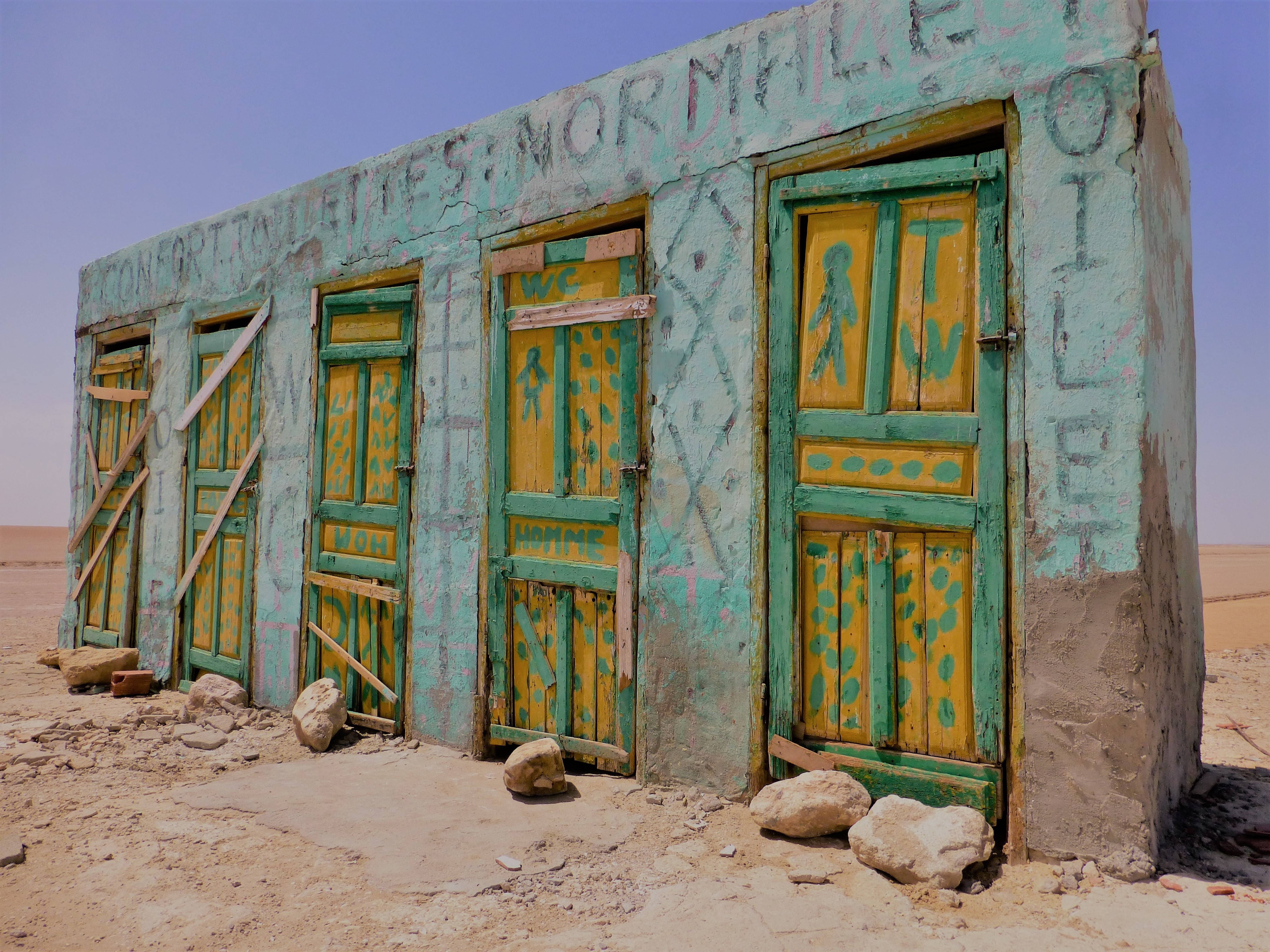 Tunisia, concrete horses, barn, 4K Desktop Wallpaper