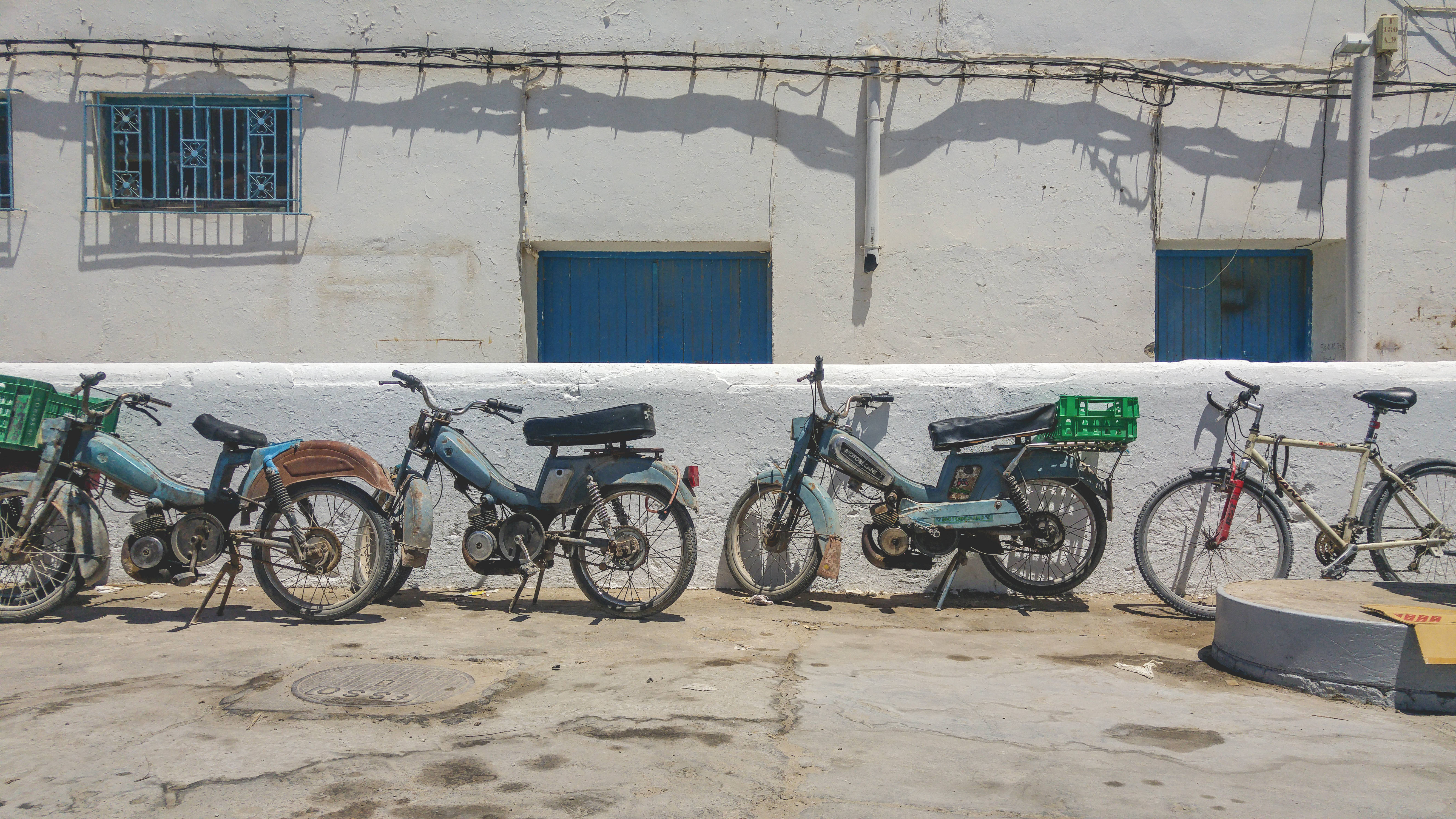 motorbikes, Tunisia, street, 5K Desktop Wallpaper