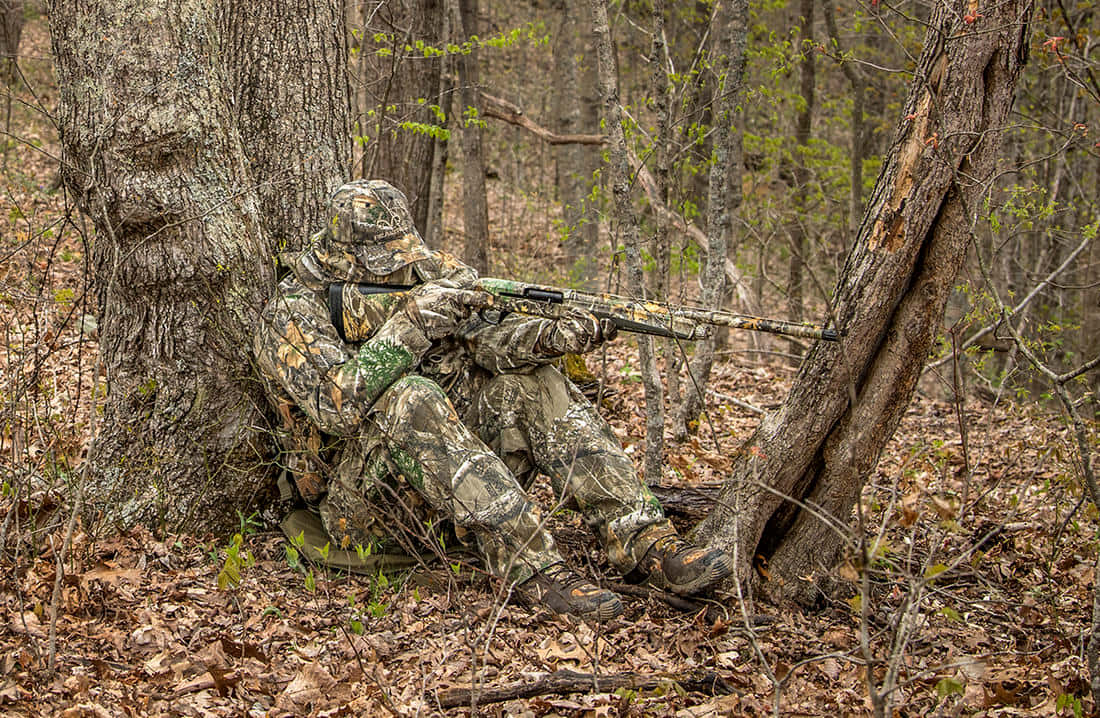 Turkey hunting, camouflage gear, rifle, SD Desktop Wallpaper