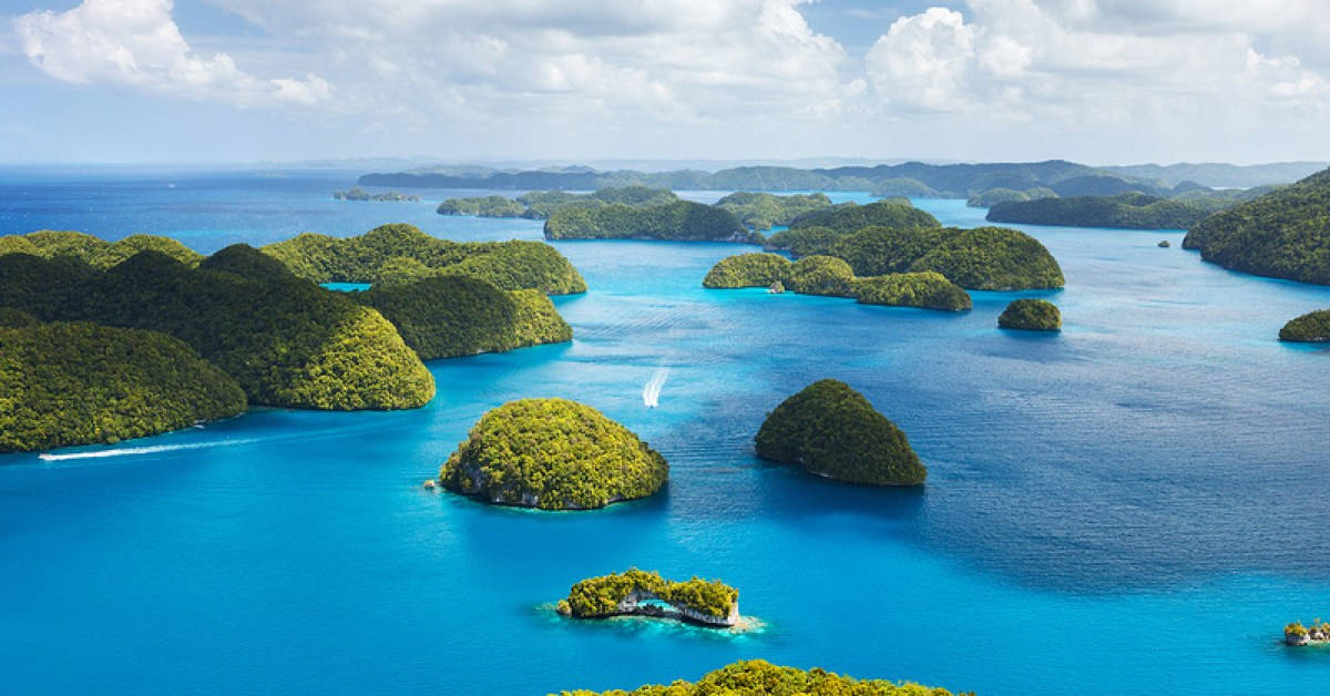 Tuvalu, turquoise waters, lush green islands, SD Desktop Wallpaper