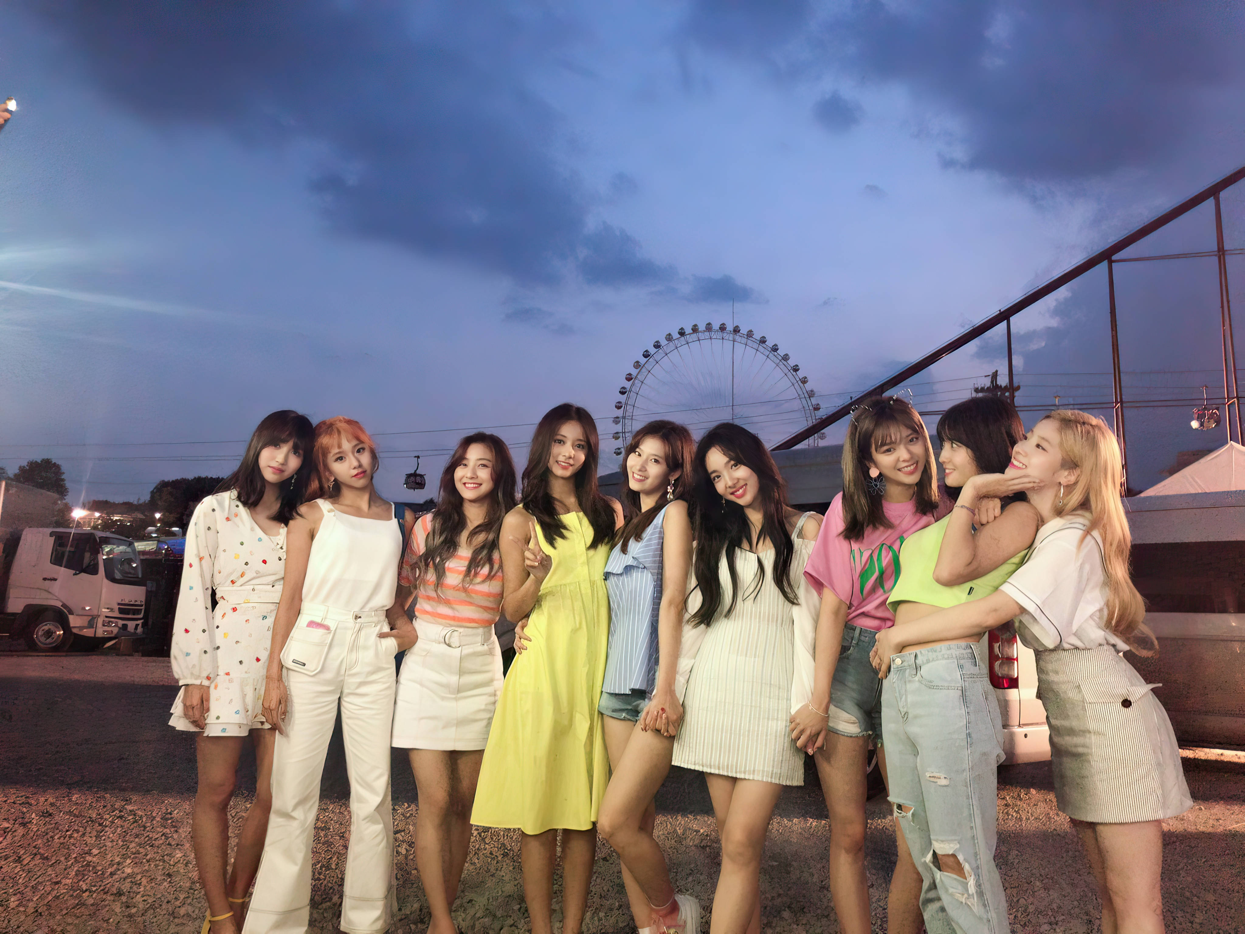 TWICE, Ferris wheel, dusk, 4K Desktop Wallpaper