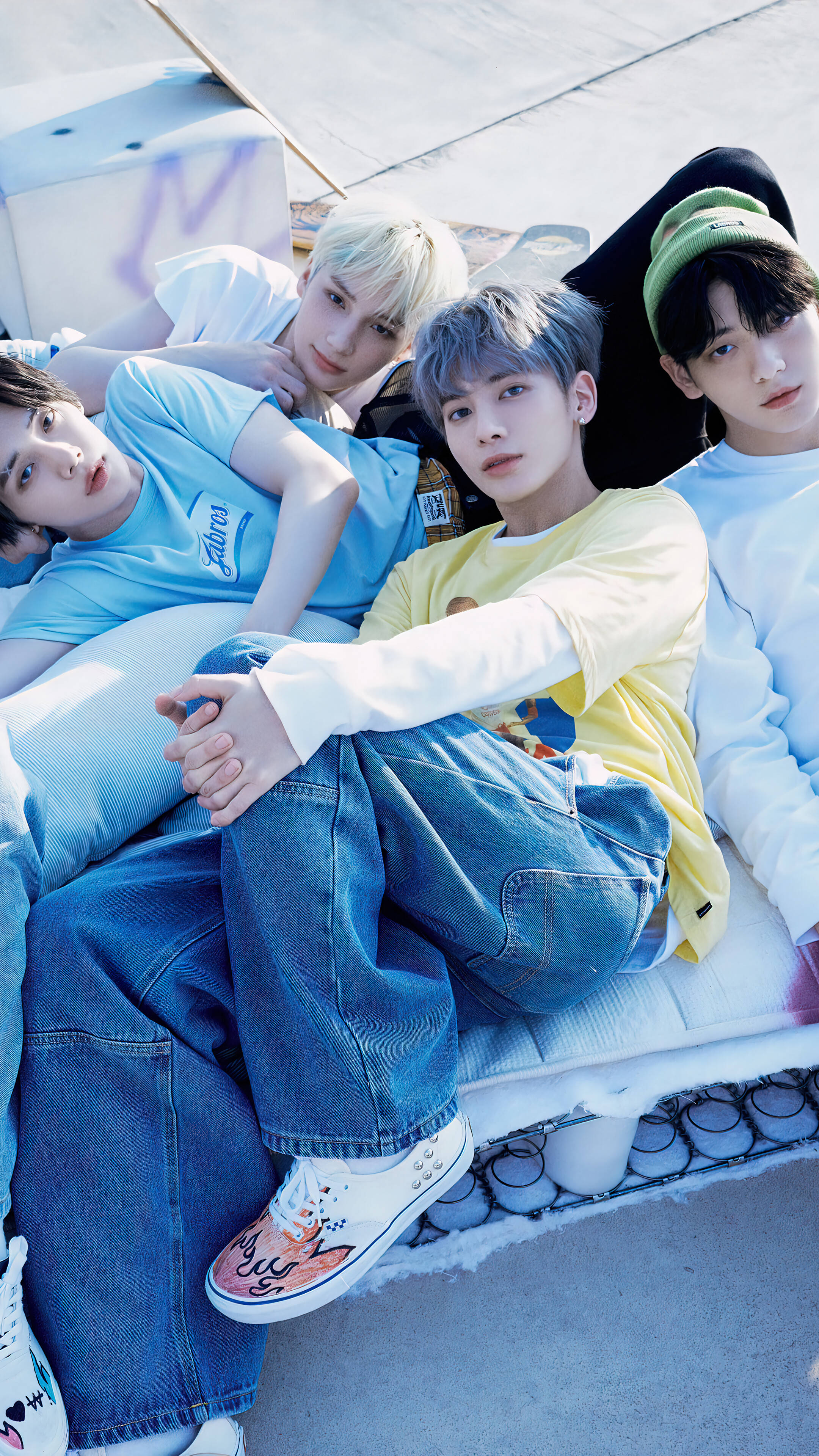 TXT, mattress, white mattress, 4K Phone Wallpaper