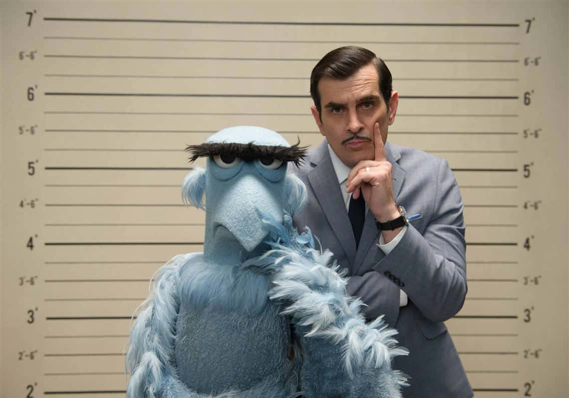 Ty Burrell, blue furry puppet, suit, SD Desktop Wallpaper