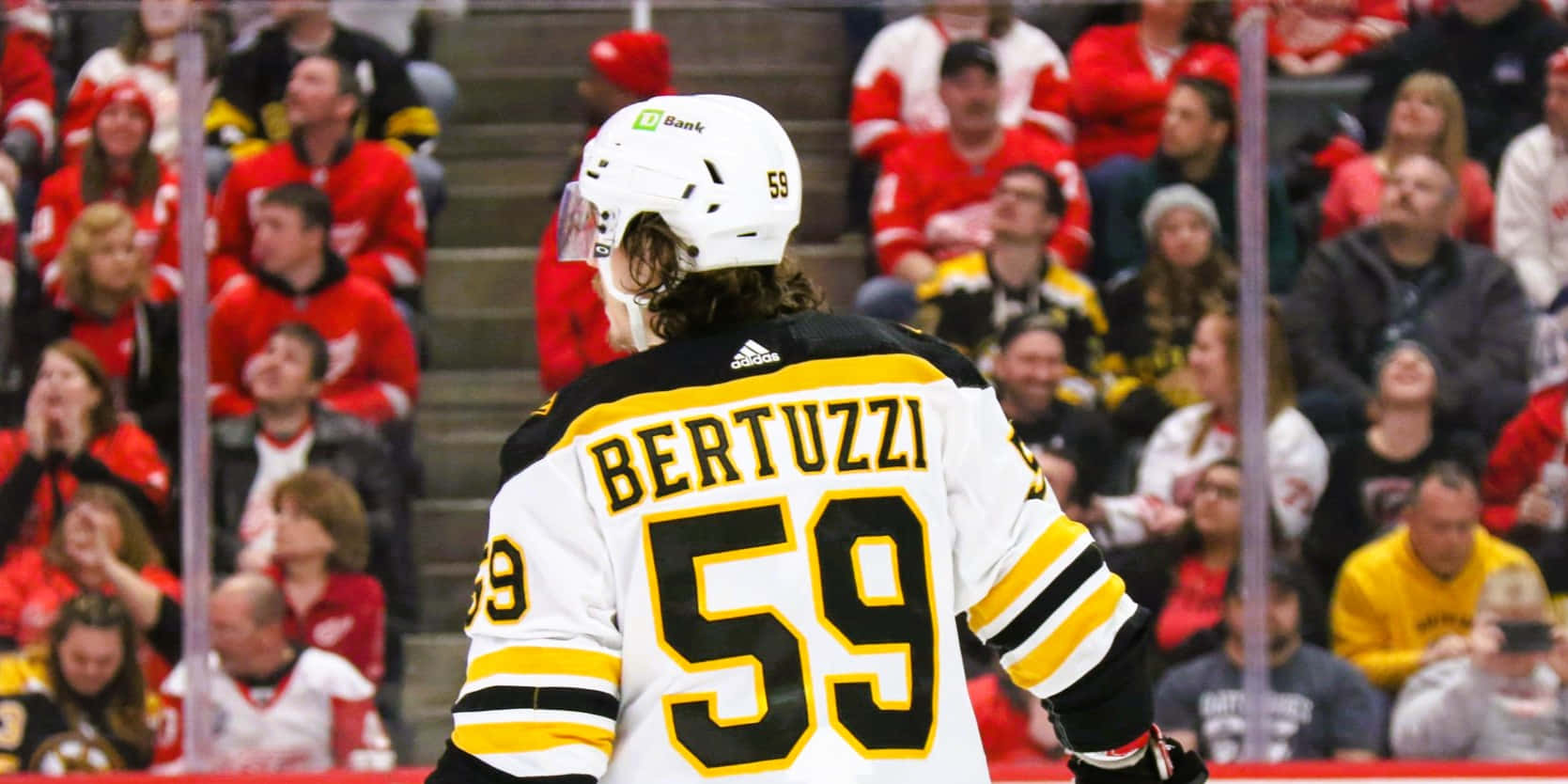 Tyler Bertuzzi, white and yellow jersey, number 59, HD Desktop Wallpaper