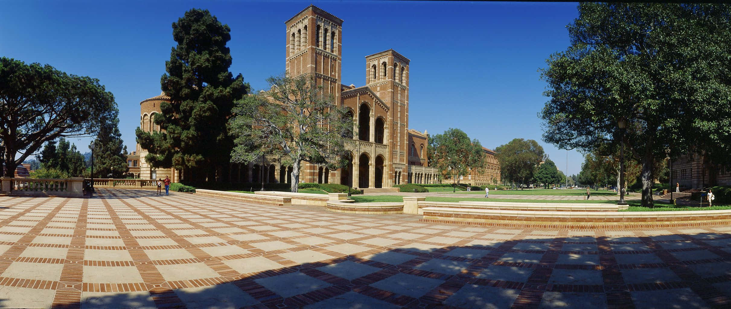 UCLA Campus, grand sunlit university quad, checkered brick plaza, Full HD Desktop Wallpaper