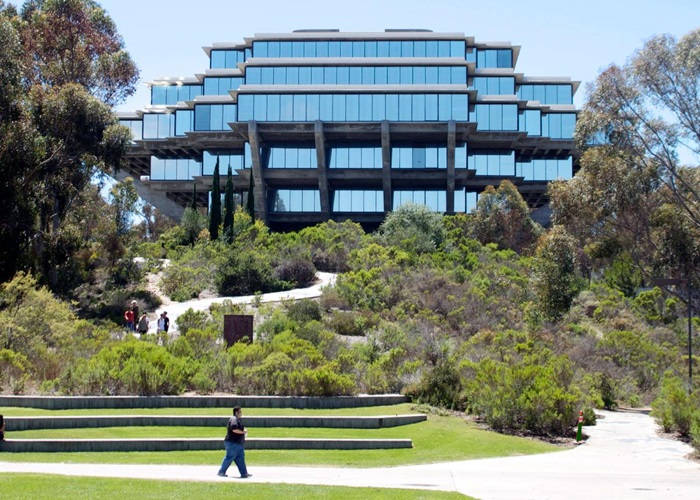UCSD, modern glass and concrete stepped building, sunlit hillside, SD Desktop Wallpaper