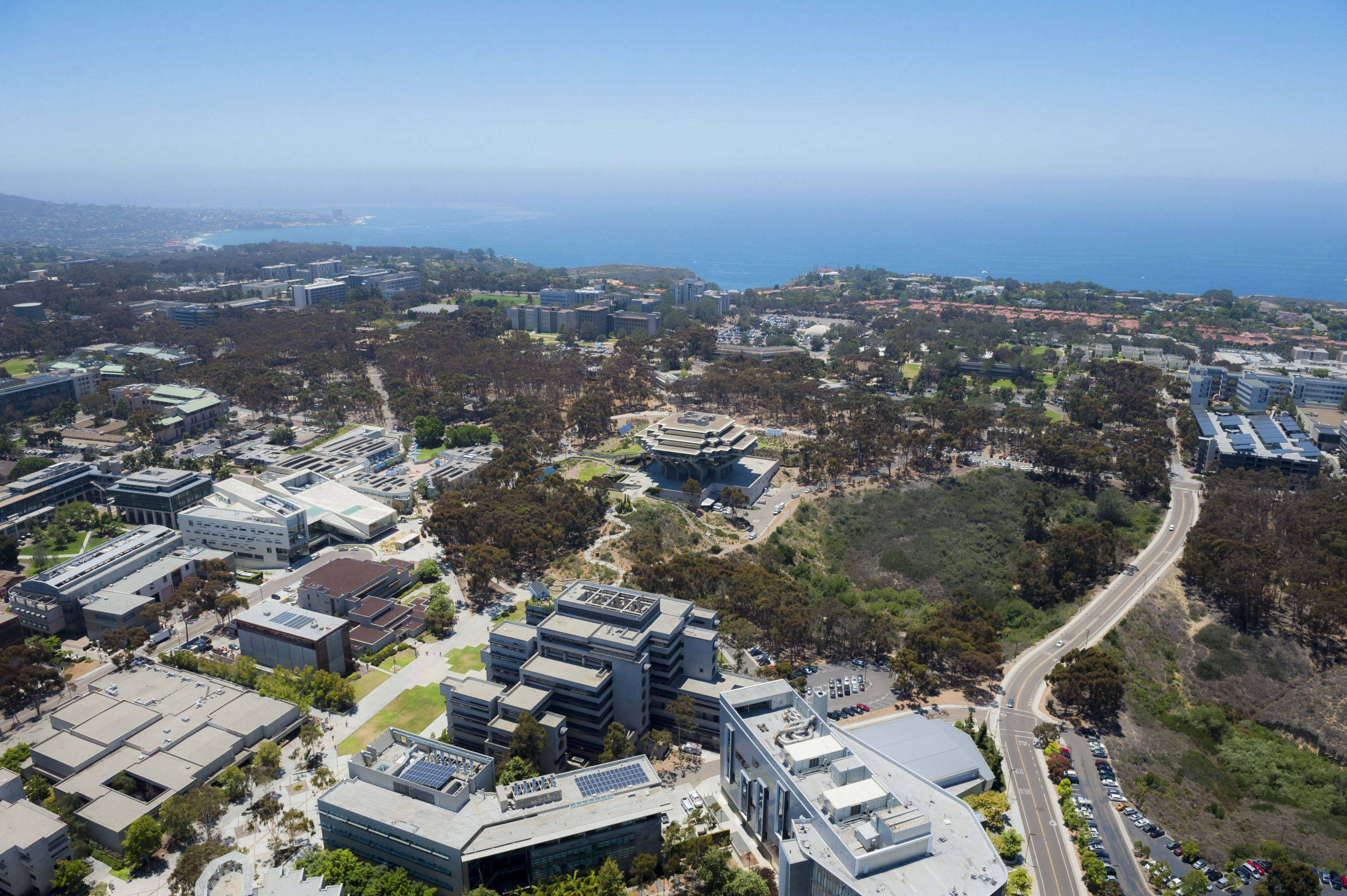 UCSD, industrial, modern university campus, Full HD Desktop Wallpaper