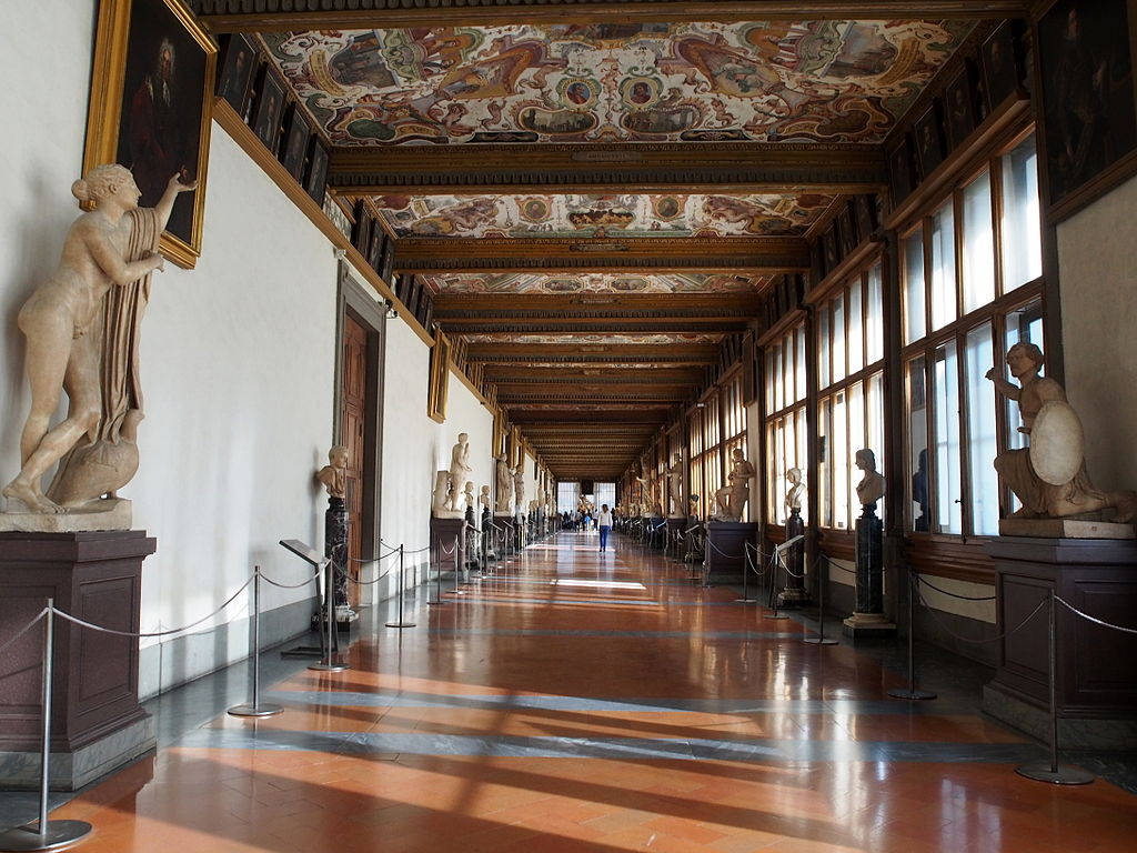 Uffizi Gallery, corridor, classical statues, SD Desktop Wallpaper