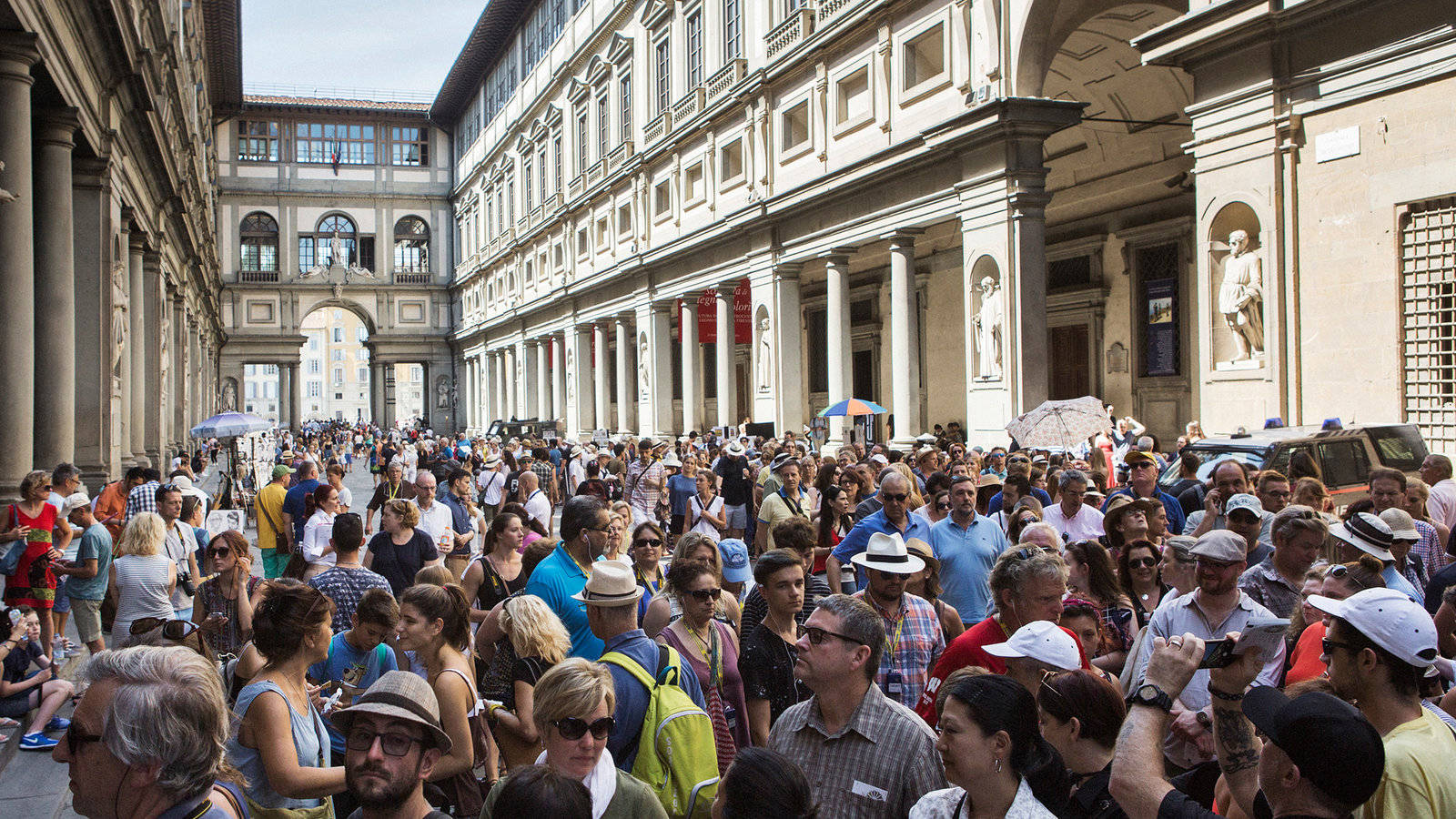 Uffizi Gallery, facade, tourist crowd, HD Desktop Wallpaper