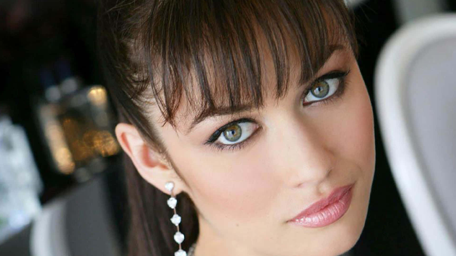 Ukrainian Girl, black haired, green eyes, Full HD Desktop Wallpaper