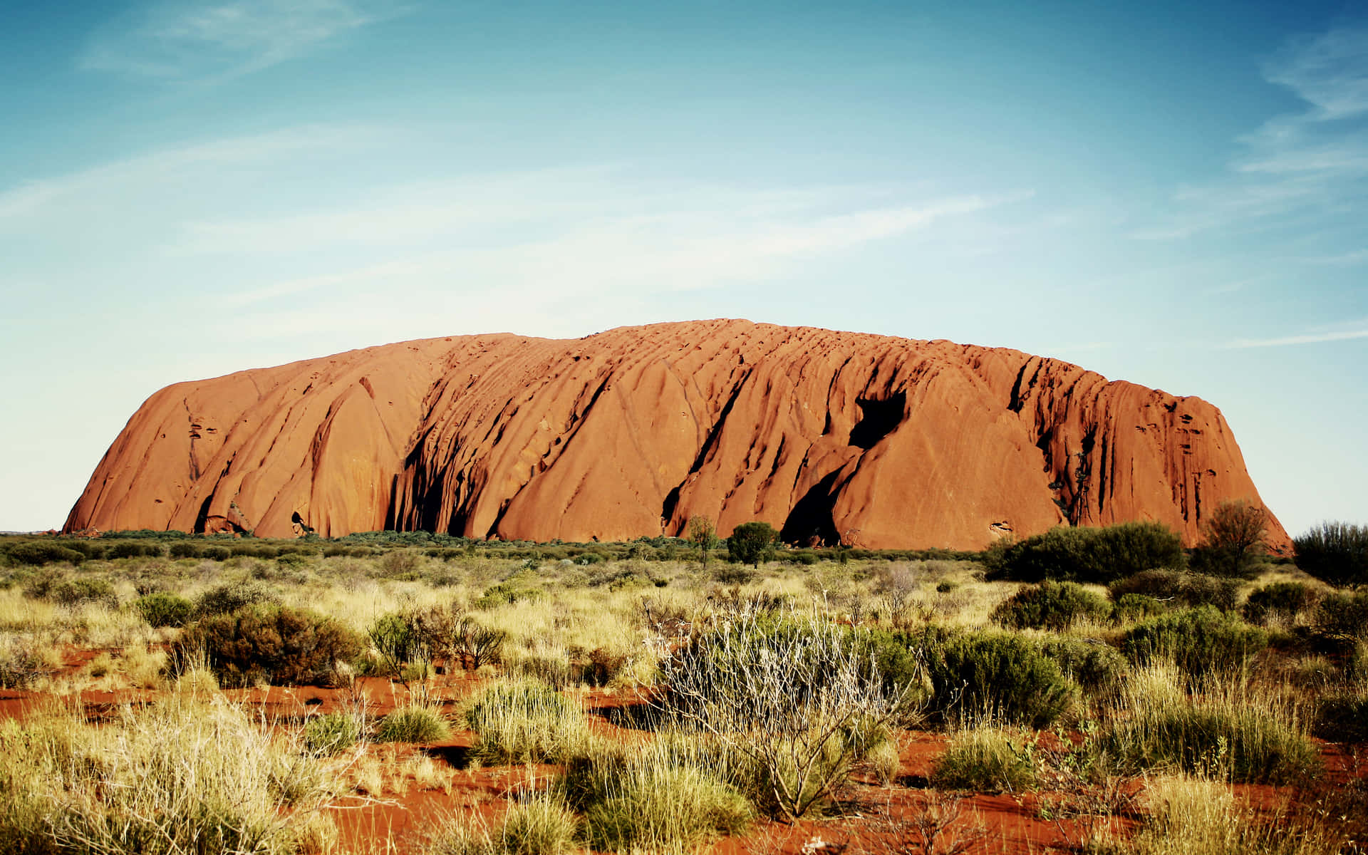 Uluru, red rock formation, arid Australian outback, Full HD Desktop Wallpaper