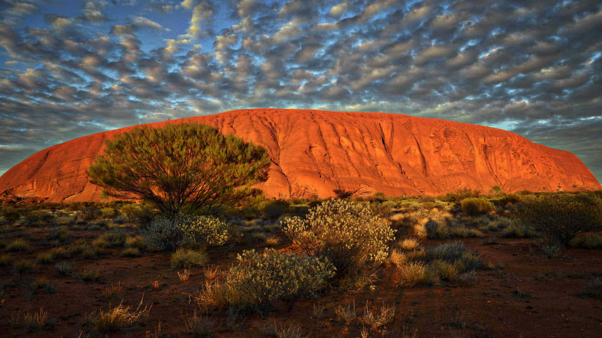 Uluru, sky, gray clouds, Full HD Desktop Wallpaper