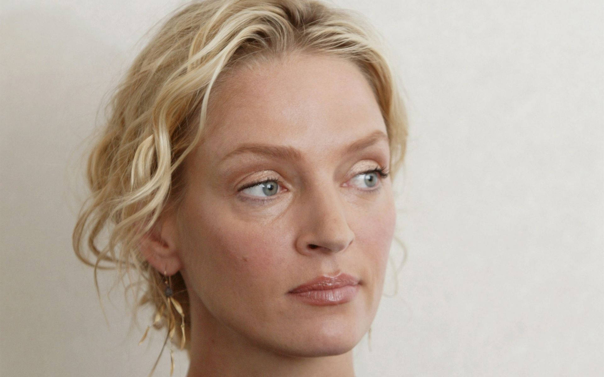 Uma Thurman, blonde wavy hair, blue eyes, Full HD Desktop Wallpaper