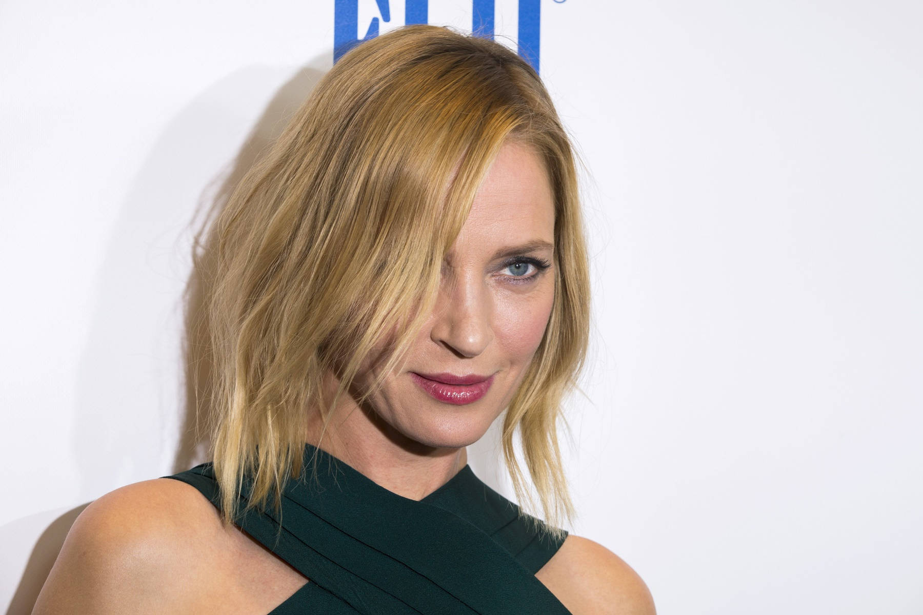 Uma Thurman, red carpet, blonde hair, HD Desktop Wallpaper