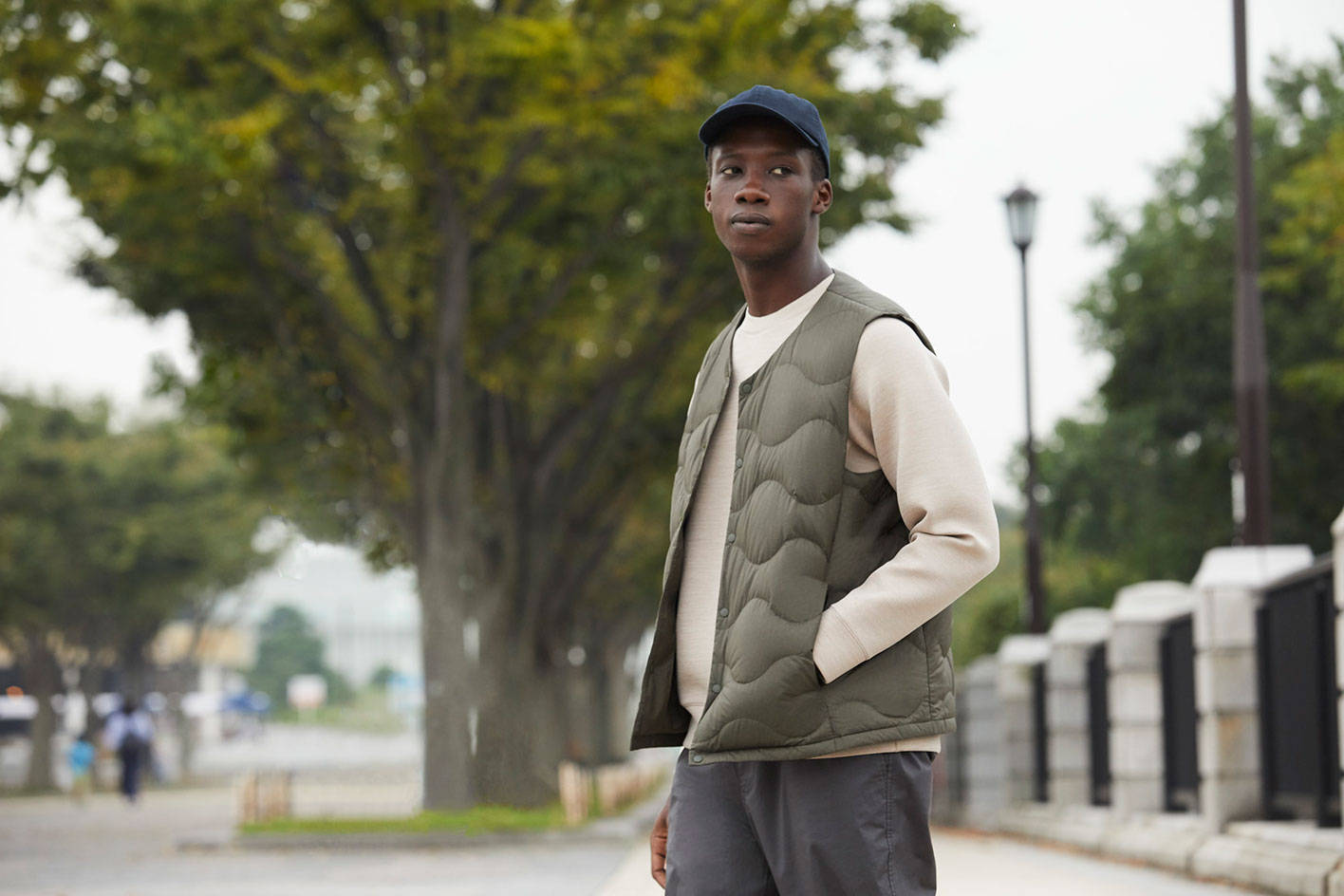 Uniqlo, male model, quilted vest, HD Desktop Wallpaper
