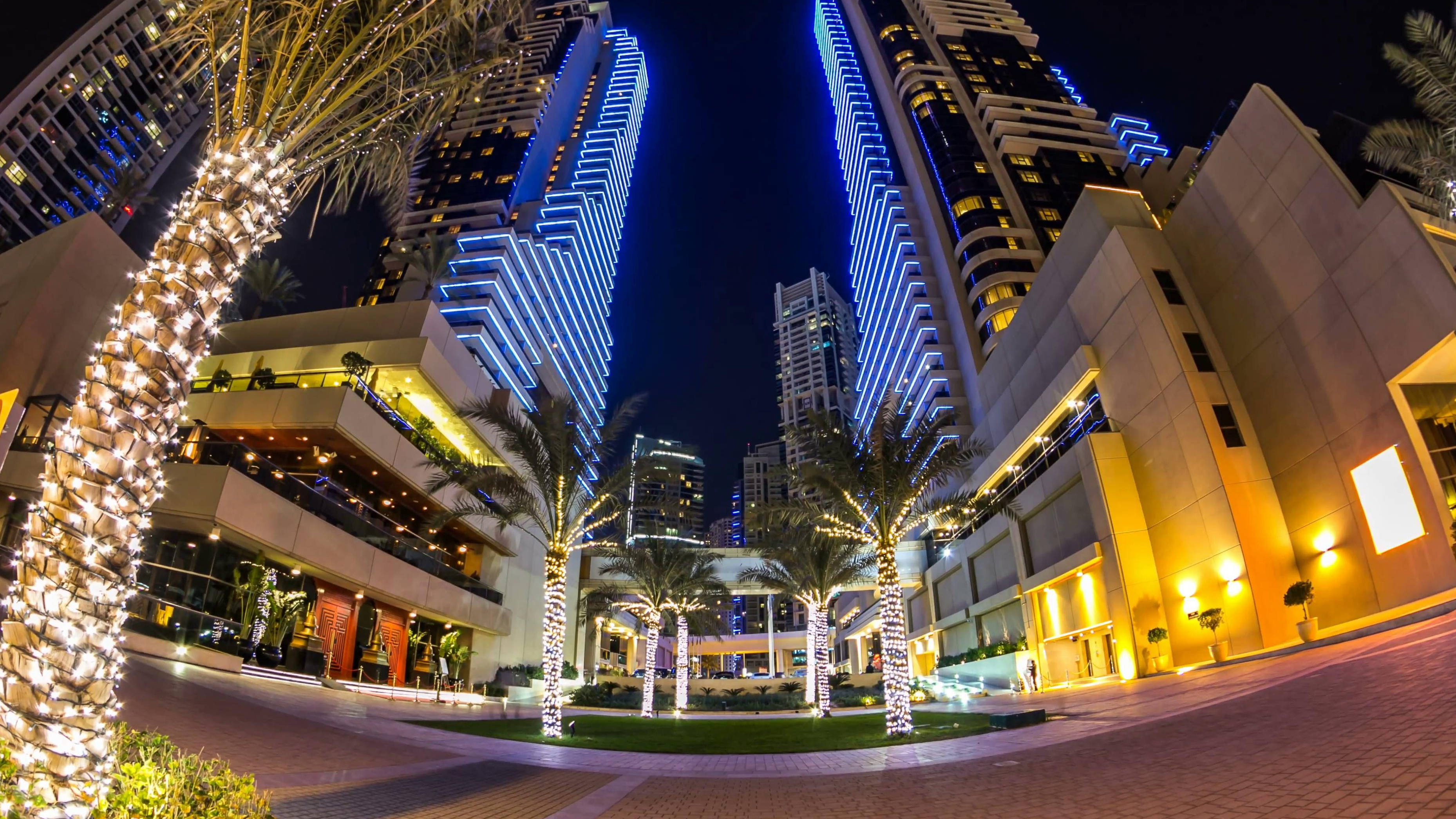 United Arab Emirates, fisheye view, luxurious urban plaza, 2K Desktop Wallpaper