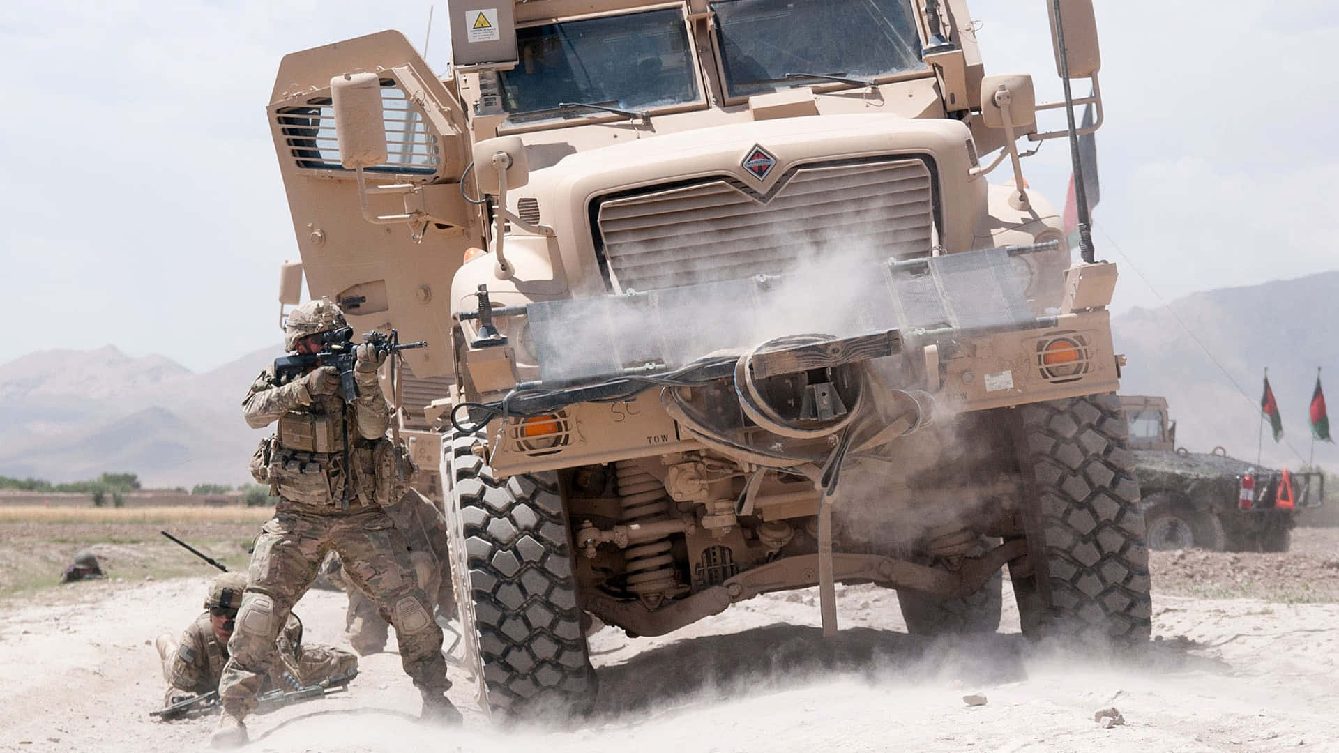 United States Army, desert camouflage, armored military truck, Full HD Desktop Wallpaper