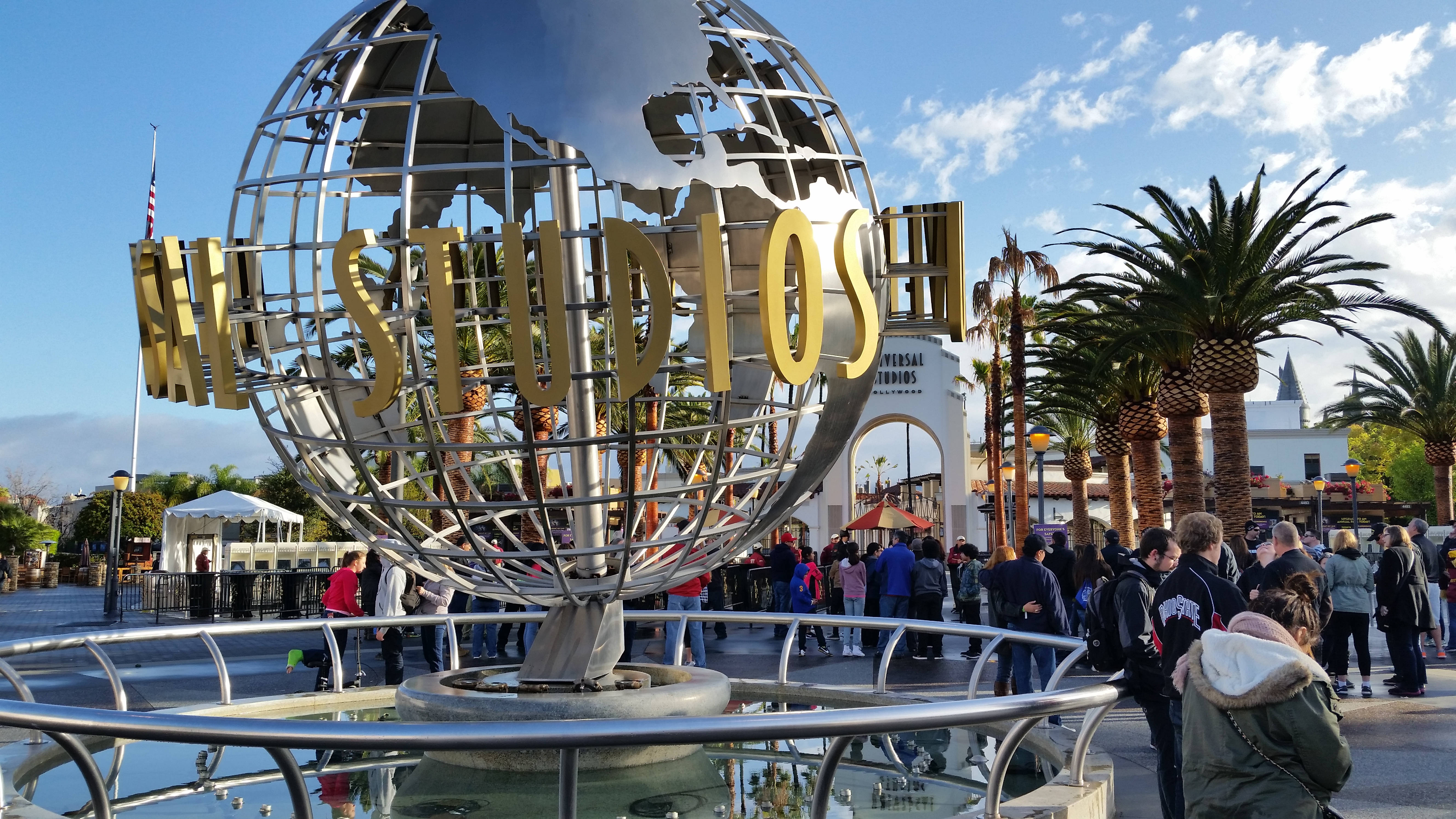 Universal Studios, globe, theme park entrance, 5K Desktop Wallpaper