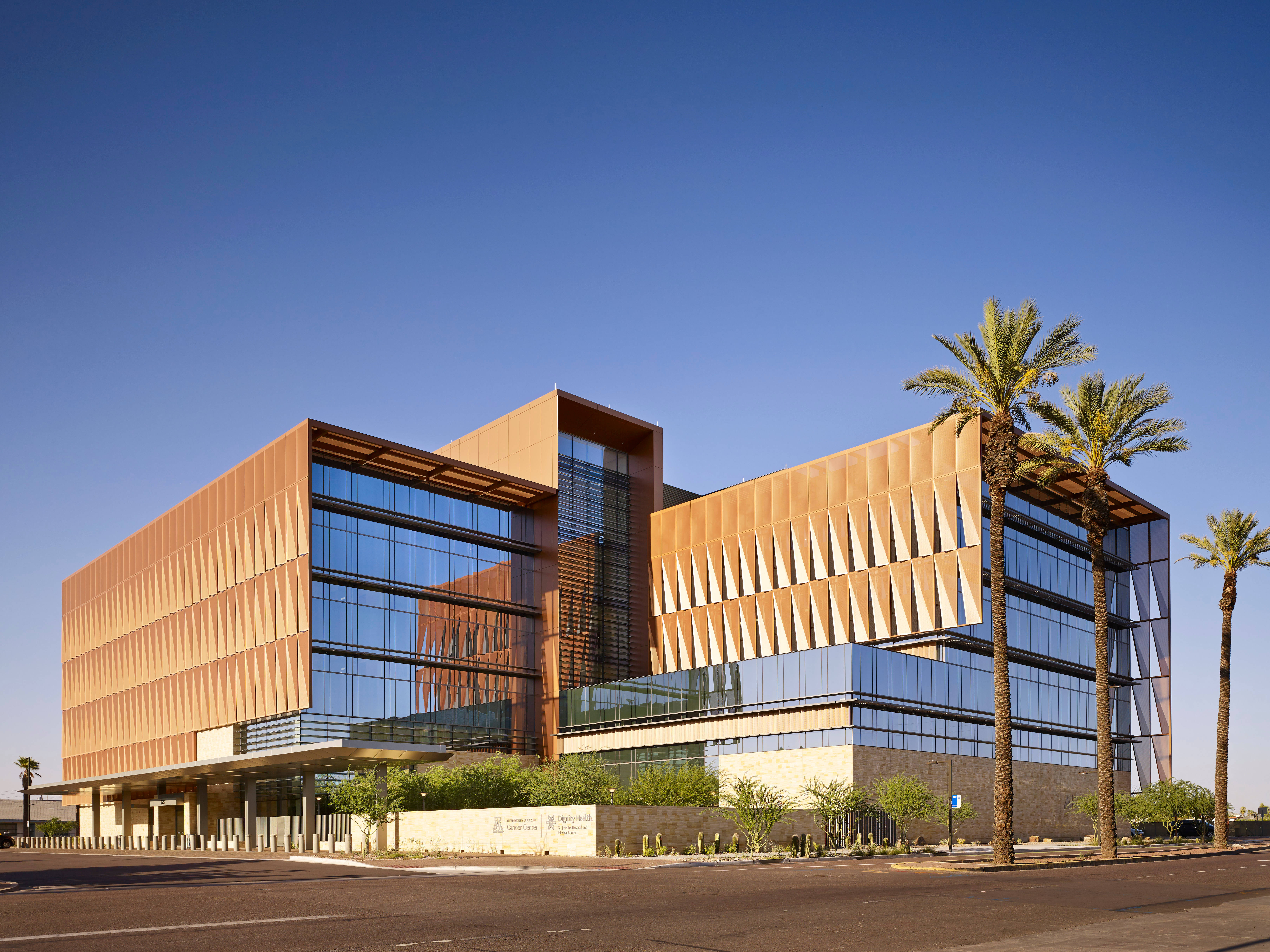 University Of Arizona, modern glass and copper building, geometric facades, 5K Desktop Wallpaper
