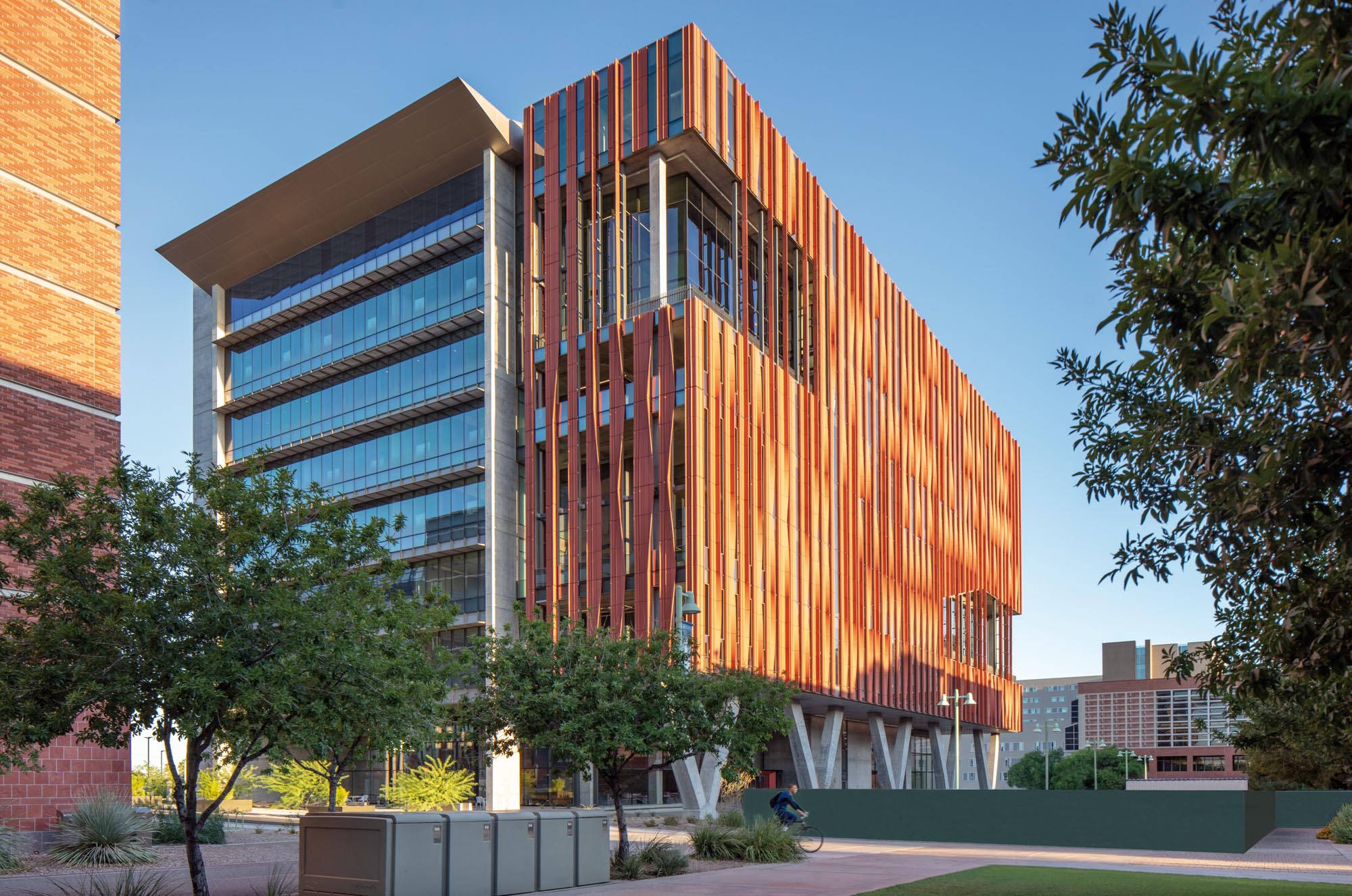 University of Arizona, copper-toned vertical slats, glass windows, Full HD Desktop Wallpaper