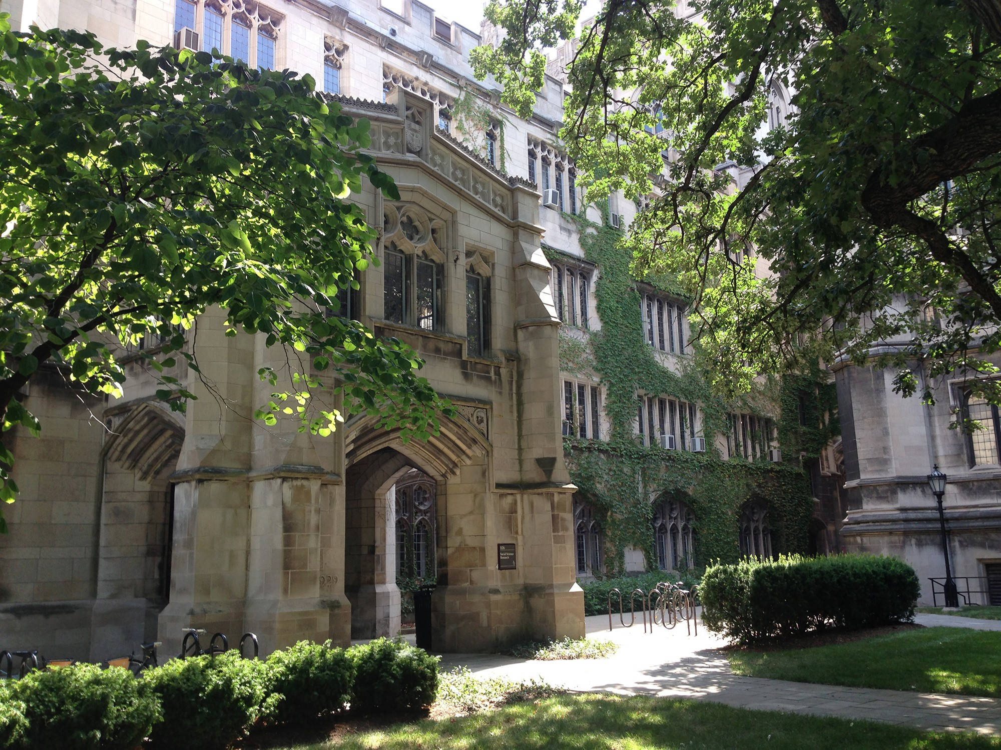 University Of Chicago, Gothic building, stone, Full HD Desktop Wallpaper