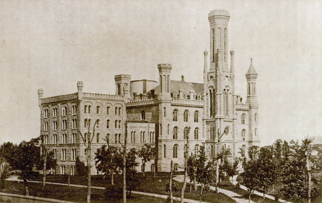 University Of Chicago, vintage photograph, historic stone building, SD Desktop Wallpaper