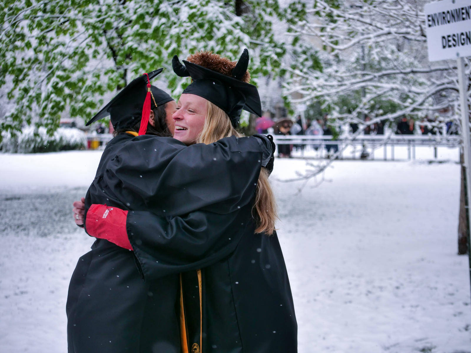 University Of Colorado At Boulder, black caps and gowns, snowy outdoor setting, HD Desktop Wallpaper
