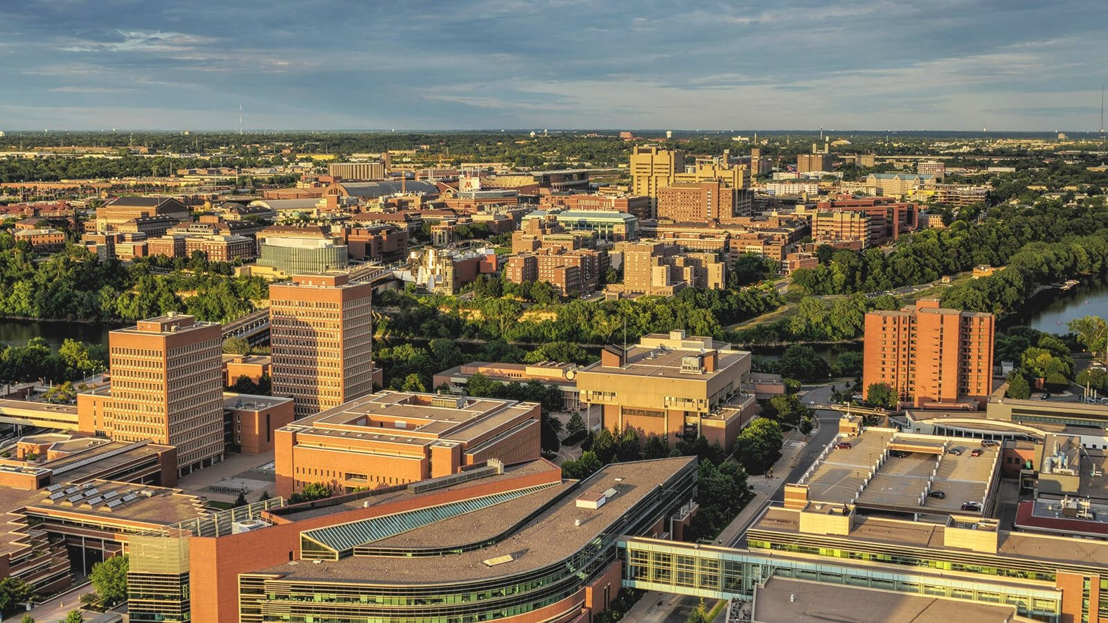 University Of Minnesota, brick buildings, green trees, HD Desktop Wallpaper