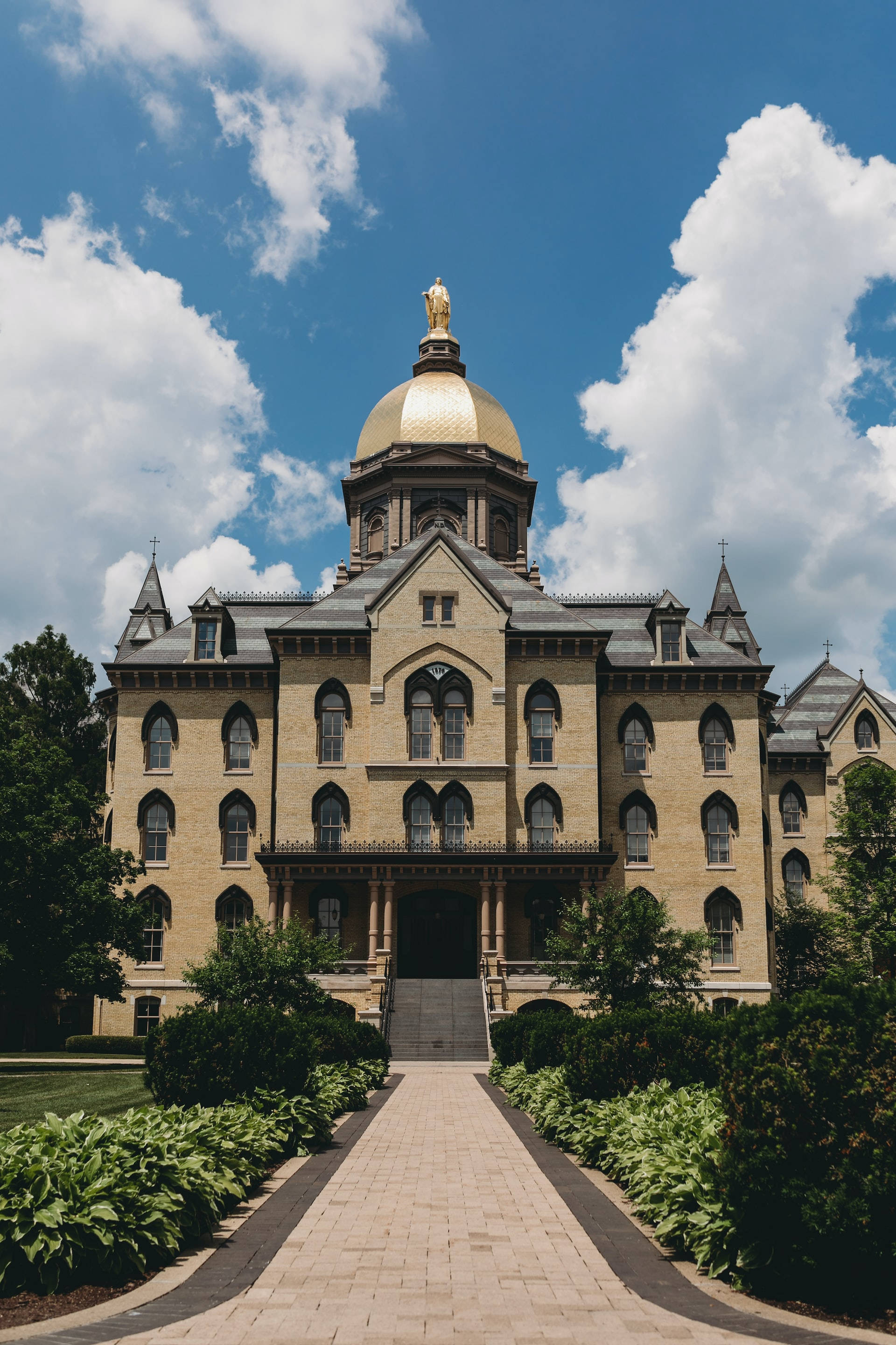 University Of Notre Dame, golden dome, arched windows, 2K Phone Wallpaper