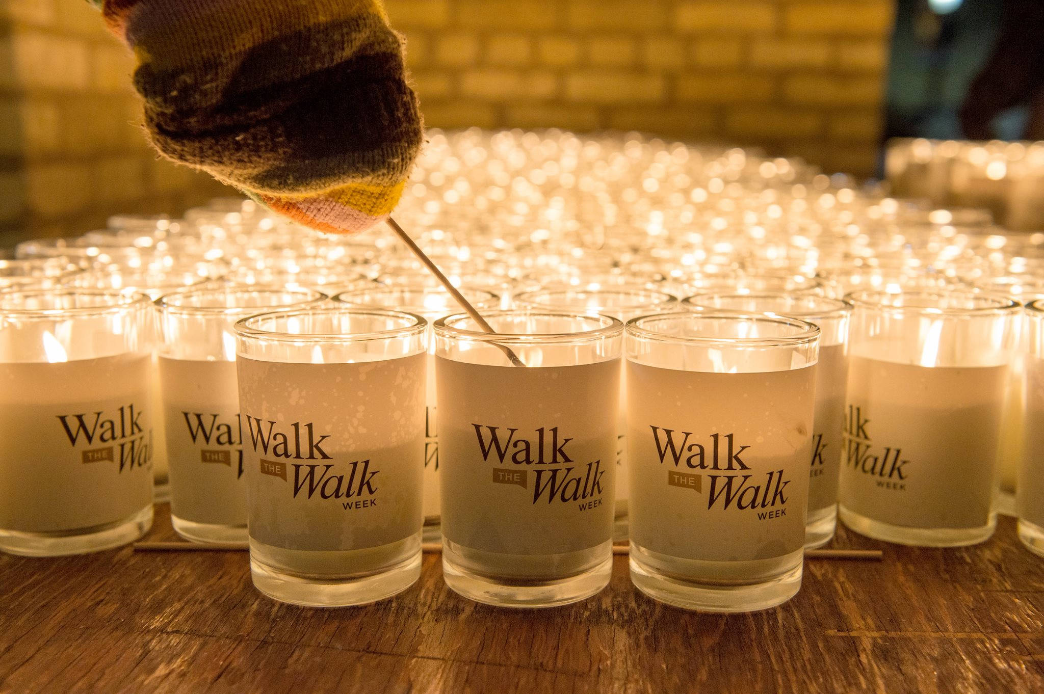 Walk The Walk Week, University Of Notre Dame, gloved hand, Full HD Desktop Wallpaper