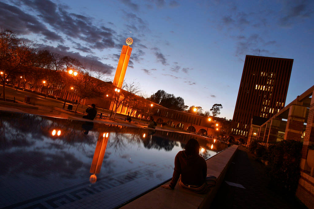 University Of Southern California, twilight, reflective pool, SD Desktop Wallpaper