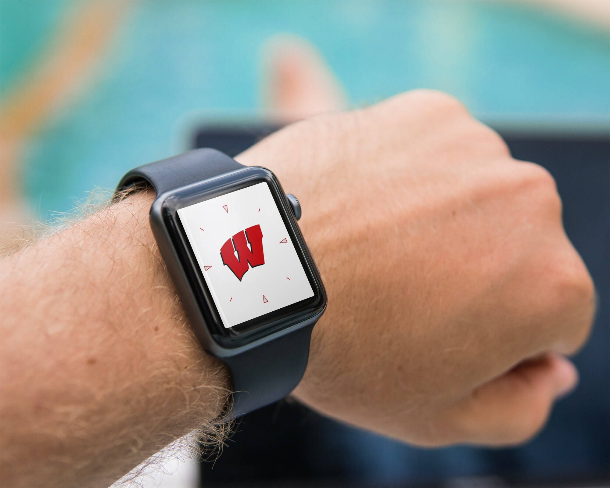 University Of Wisconsin-madison, smartwatch, red 'W' logo, Full HD Desktop Wallpaper