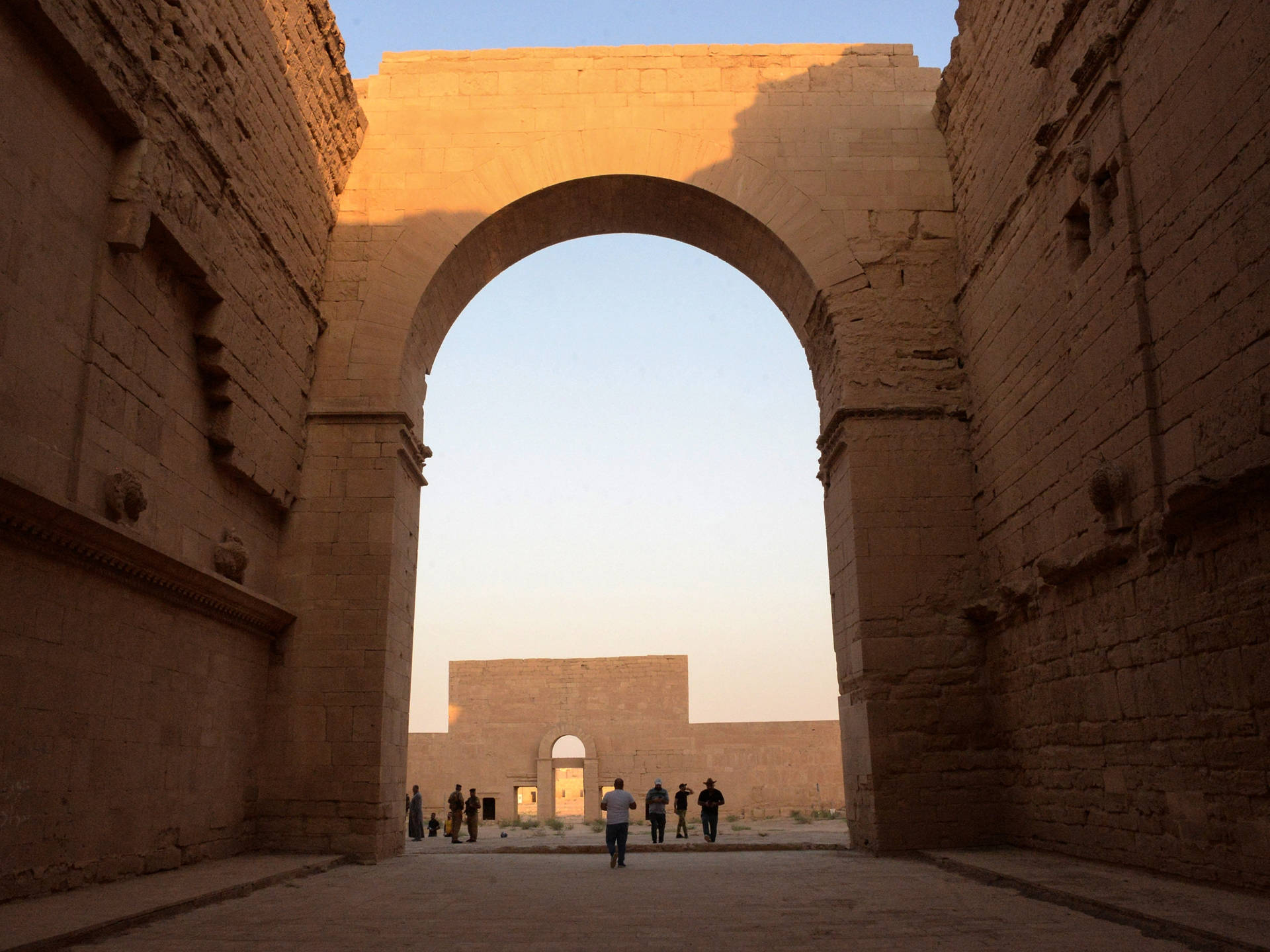 Ur, ancient ruins, stone archway, Full HD Desktop Wallpaper