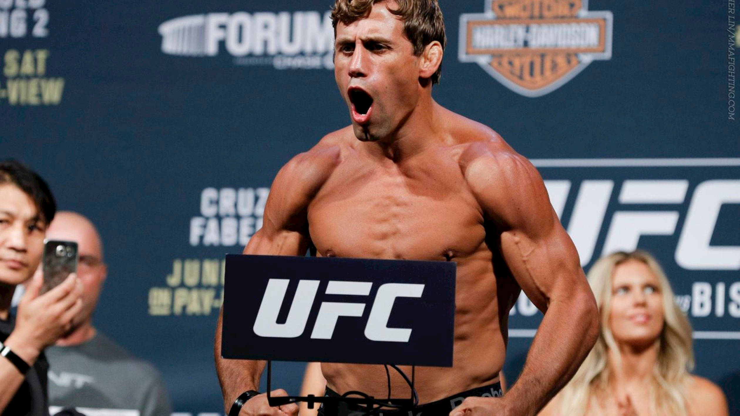 Urijah Faber, UFC weigh-in, shirtless, Full HD Desktop Wallpaper