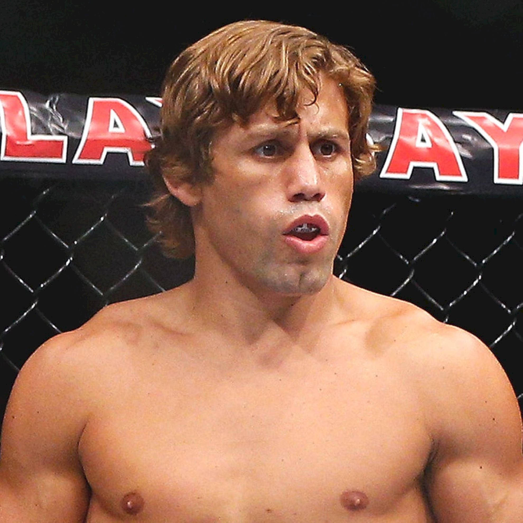 Urijah Faber, mouth guard, black chain-link cage, Full HD Desktop Wallpaper